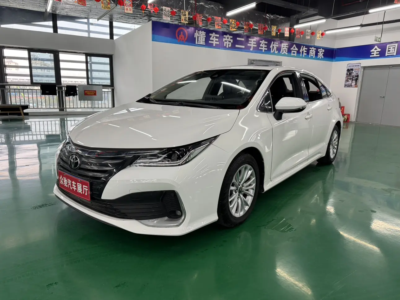 Toyota Asiatic lion