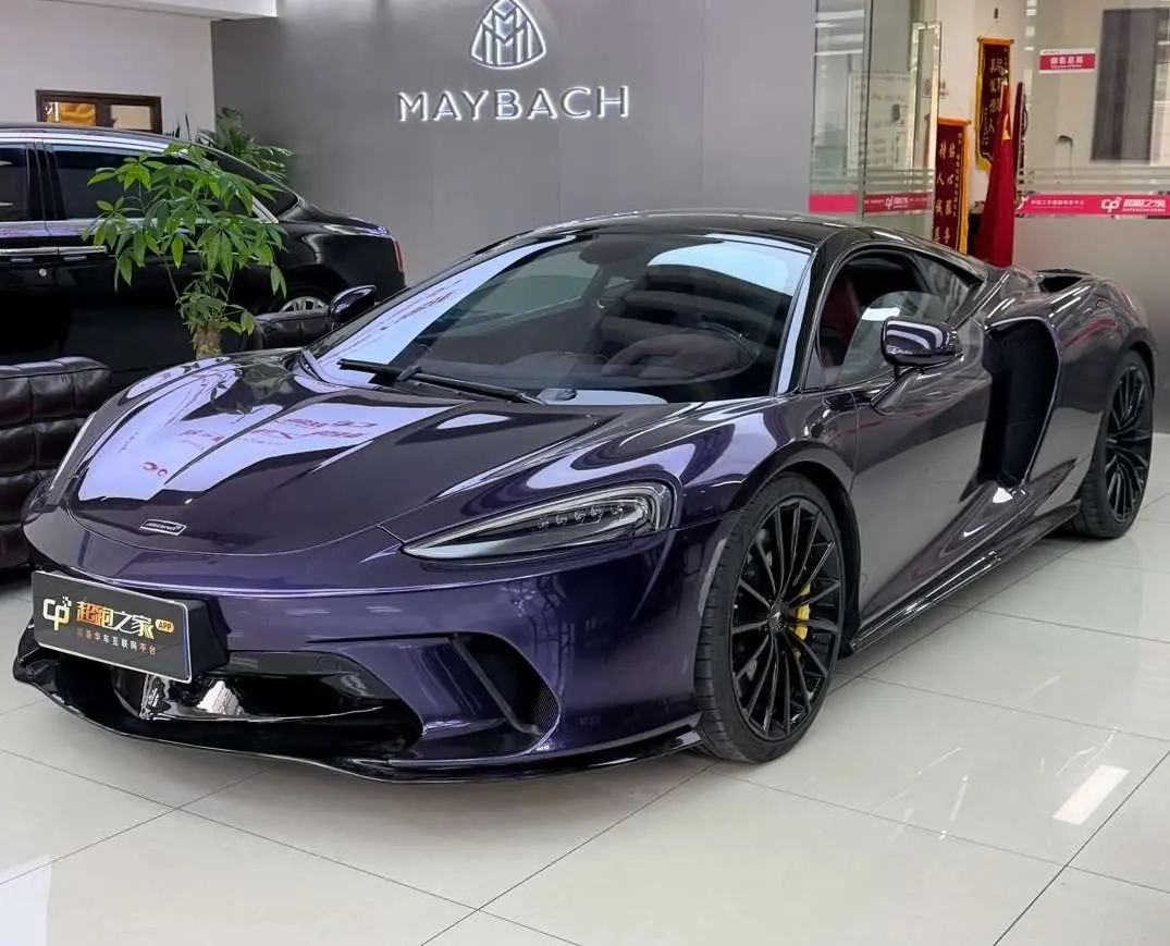 McLaren GT  из Китая