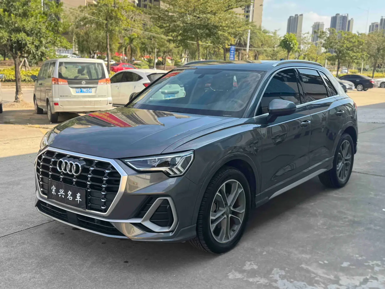 Audi Q3