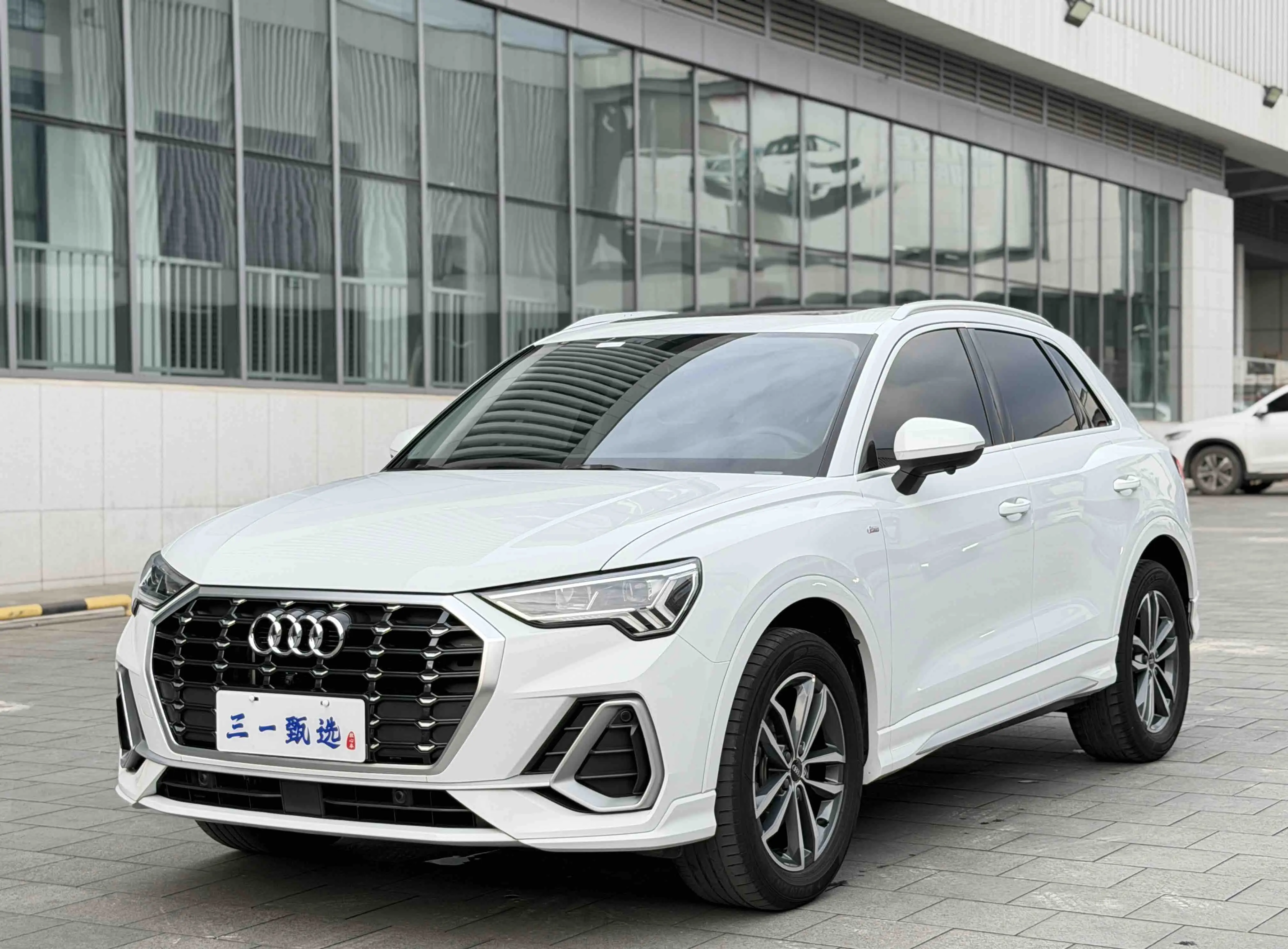 Audi Q3