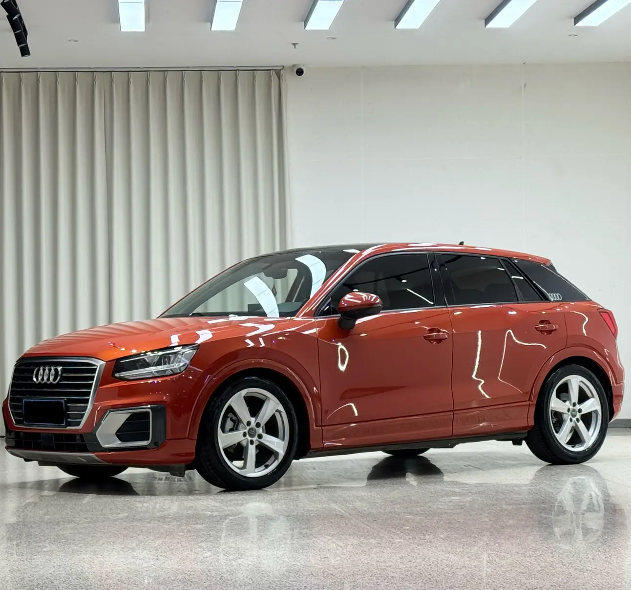 Audi Q2L