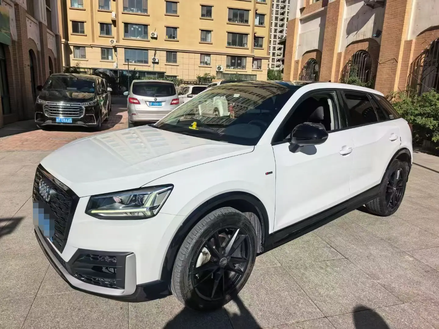Audi Q2L