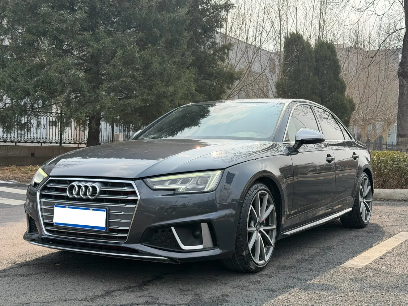 Audi S4