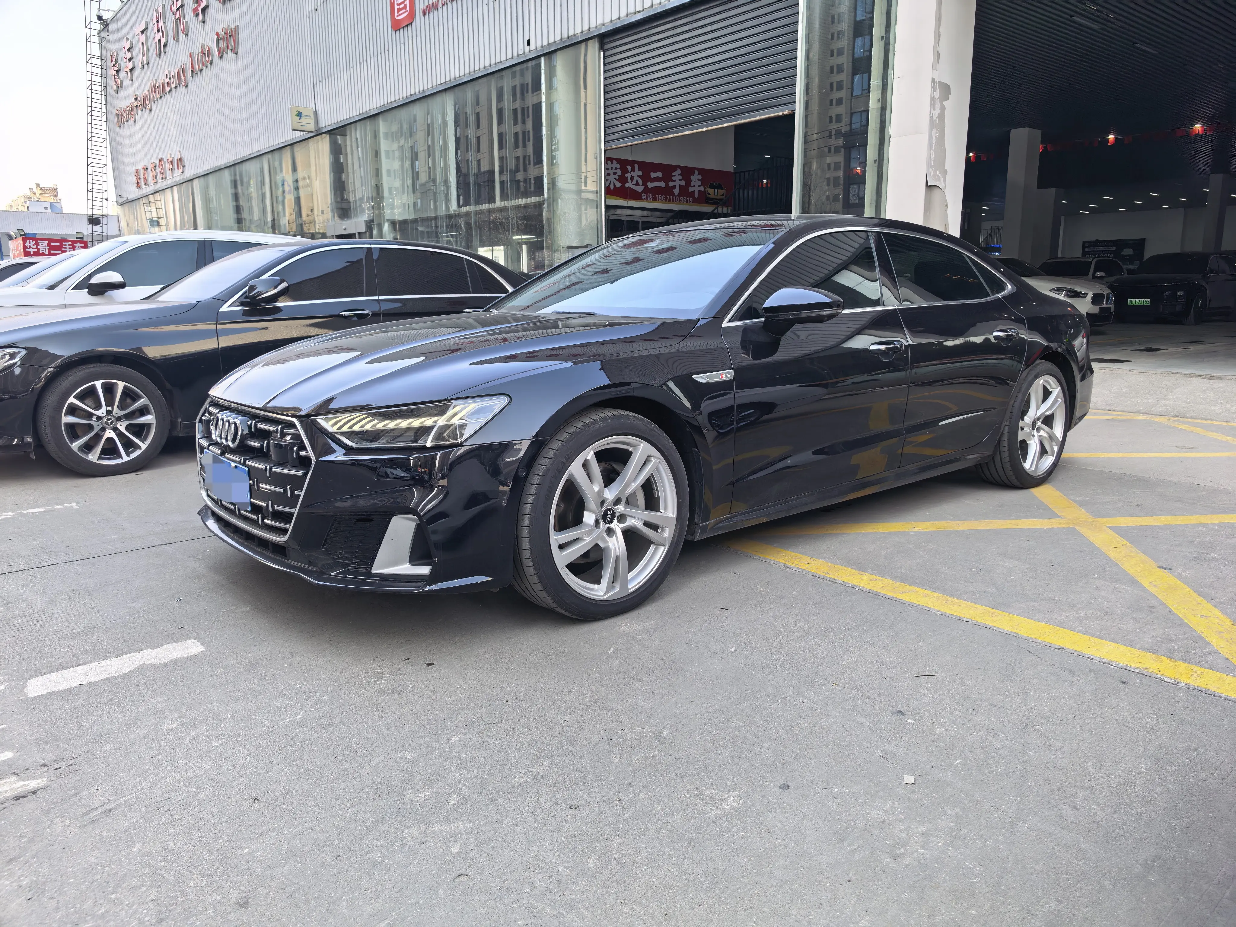 Audi A7L