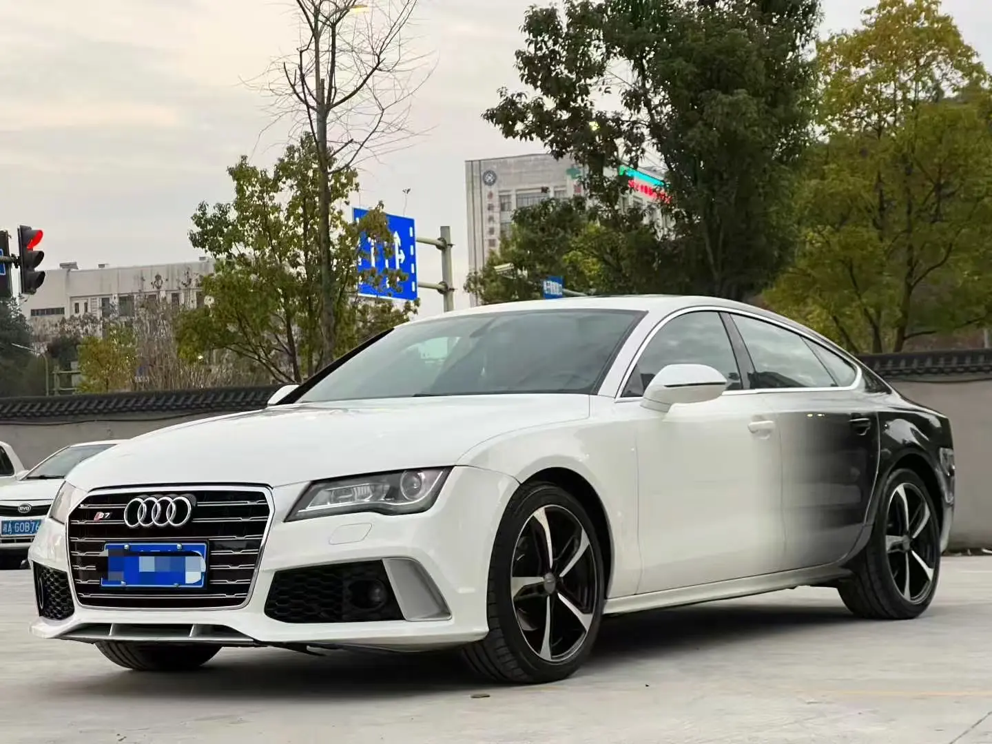 Audi A7  из Китая