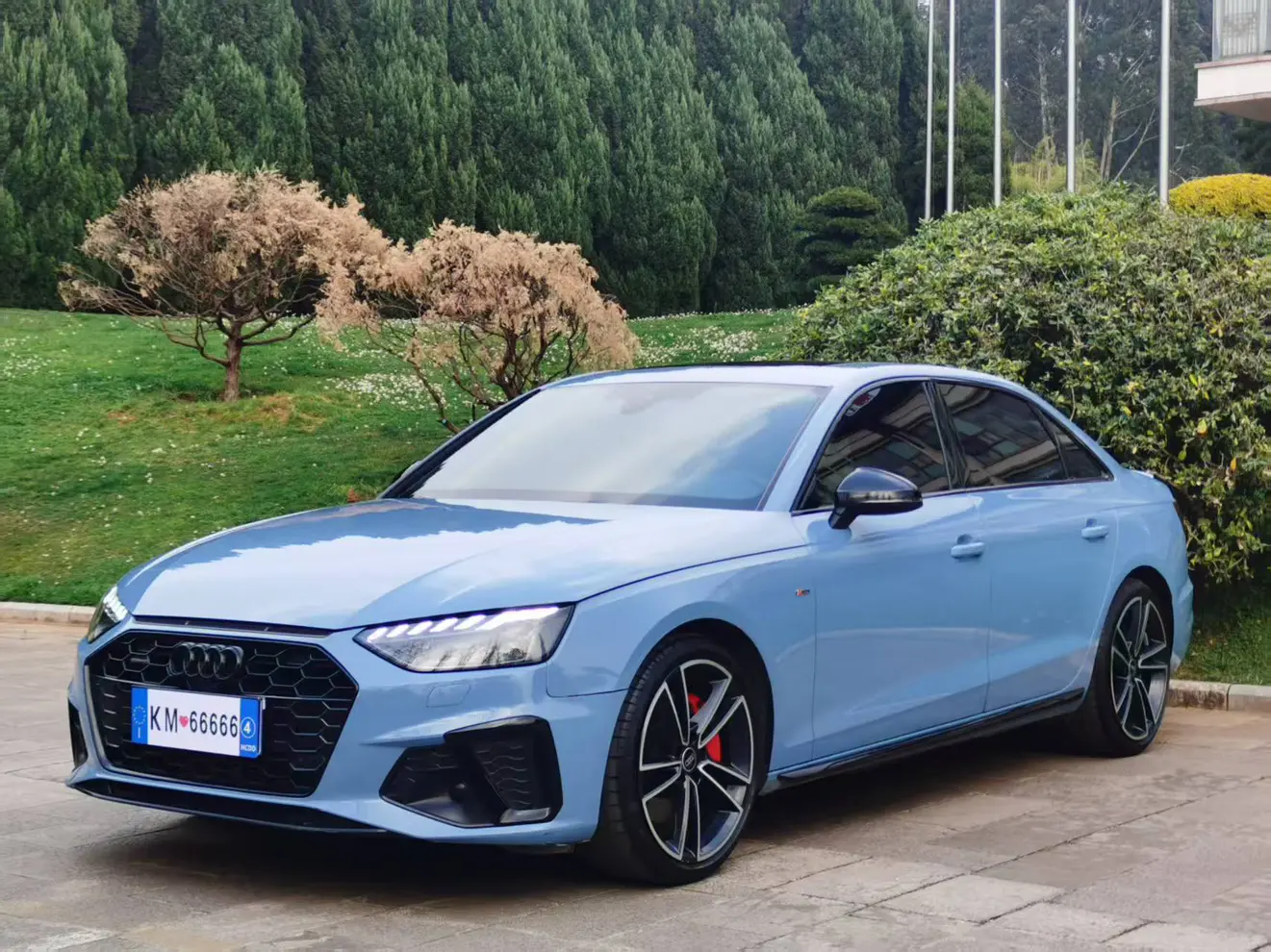 Audi A4L