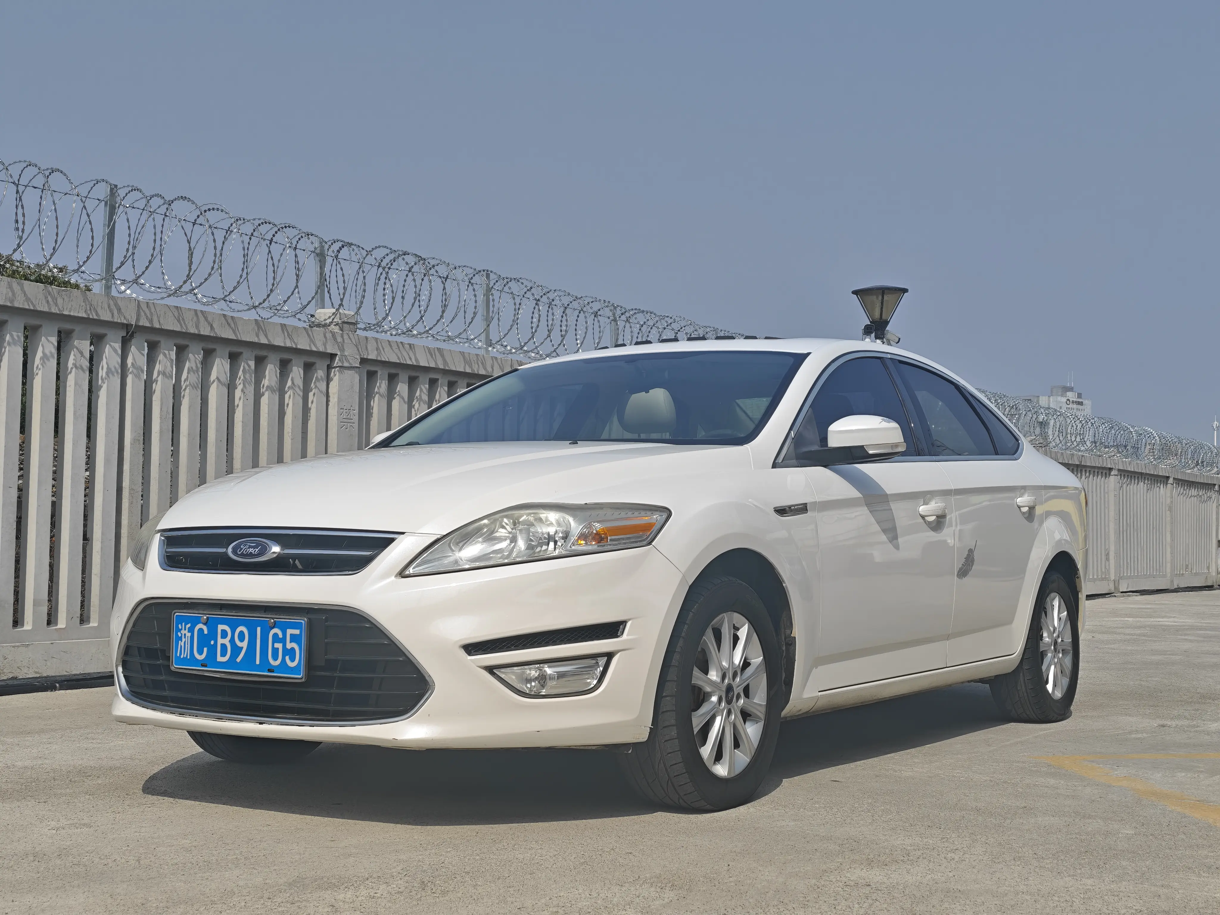 Ford Win