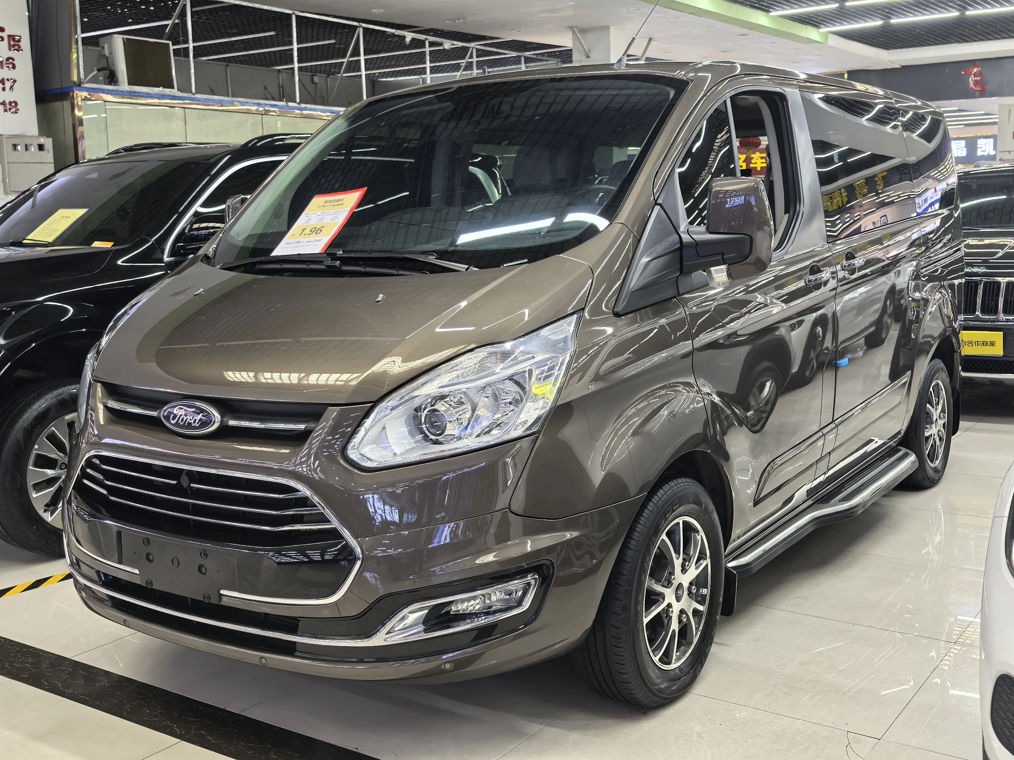 Ford Toureo