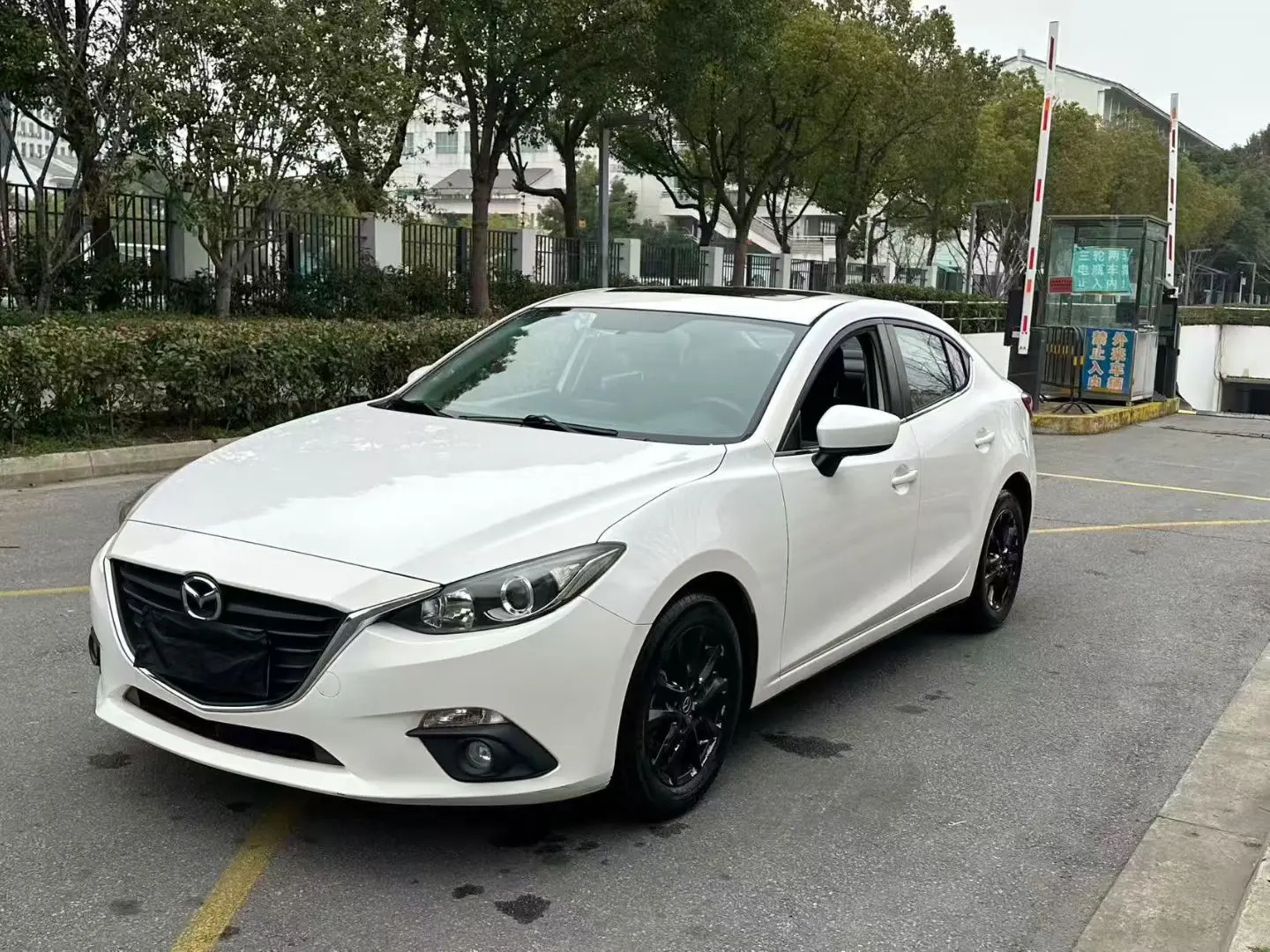 Mazda Axela