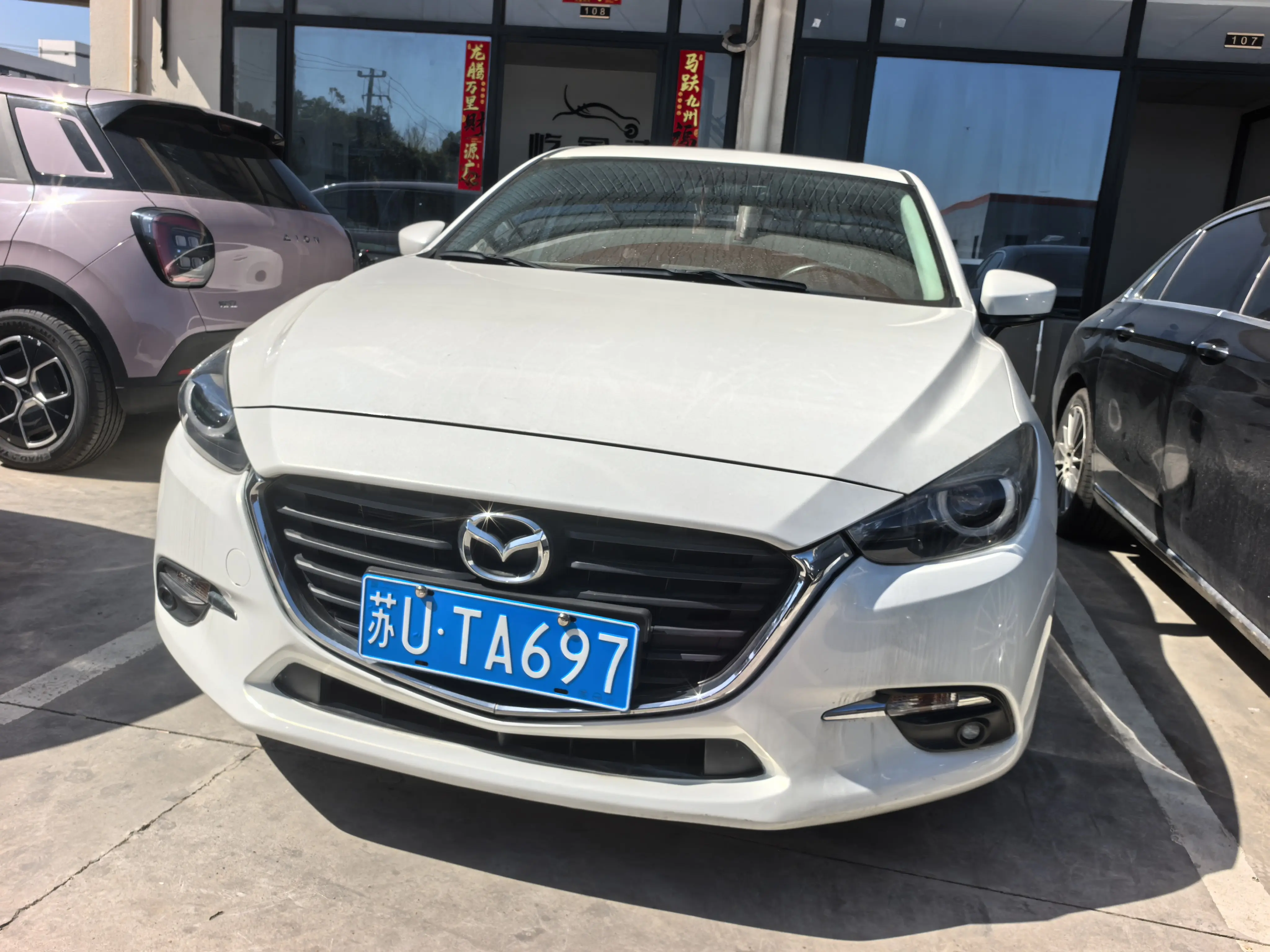 Mazda Axela (Mazda3)  из Китая