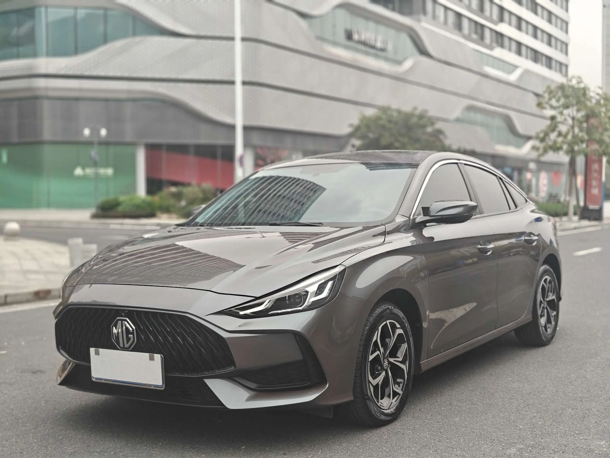 MG 5