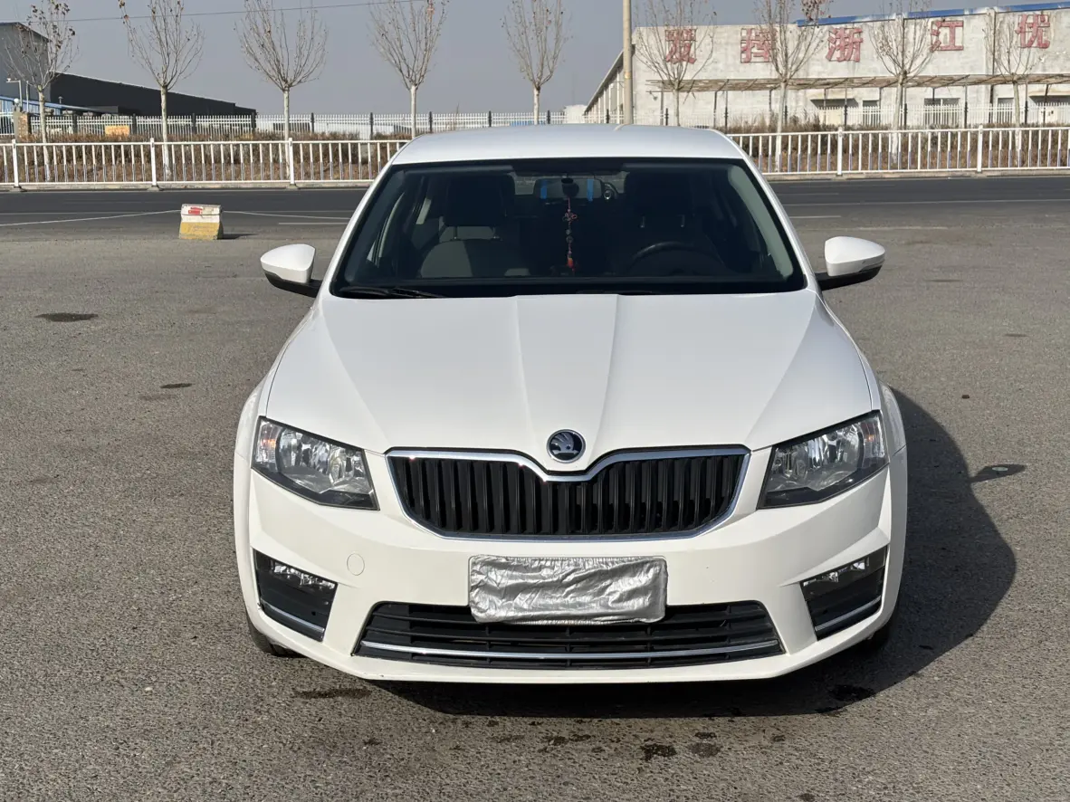 Skoda Octavia  из Китая