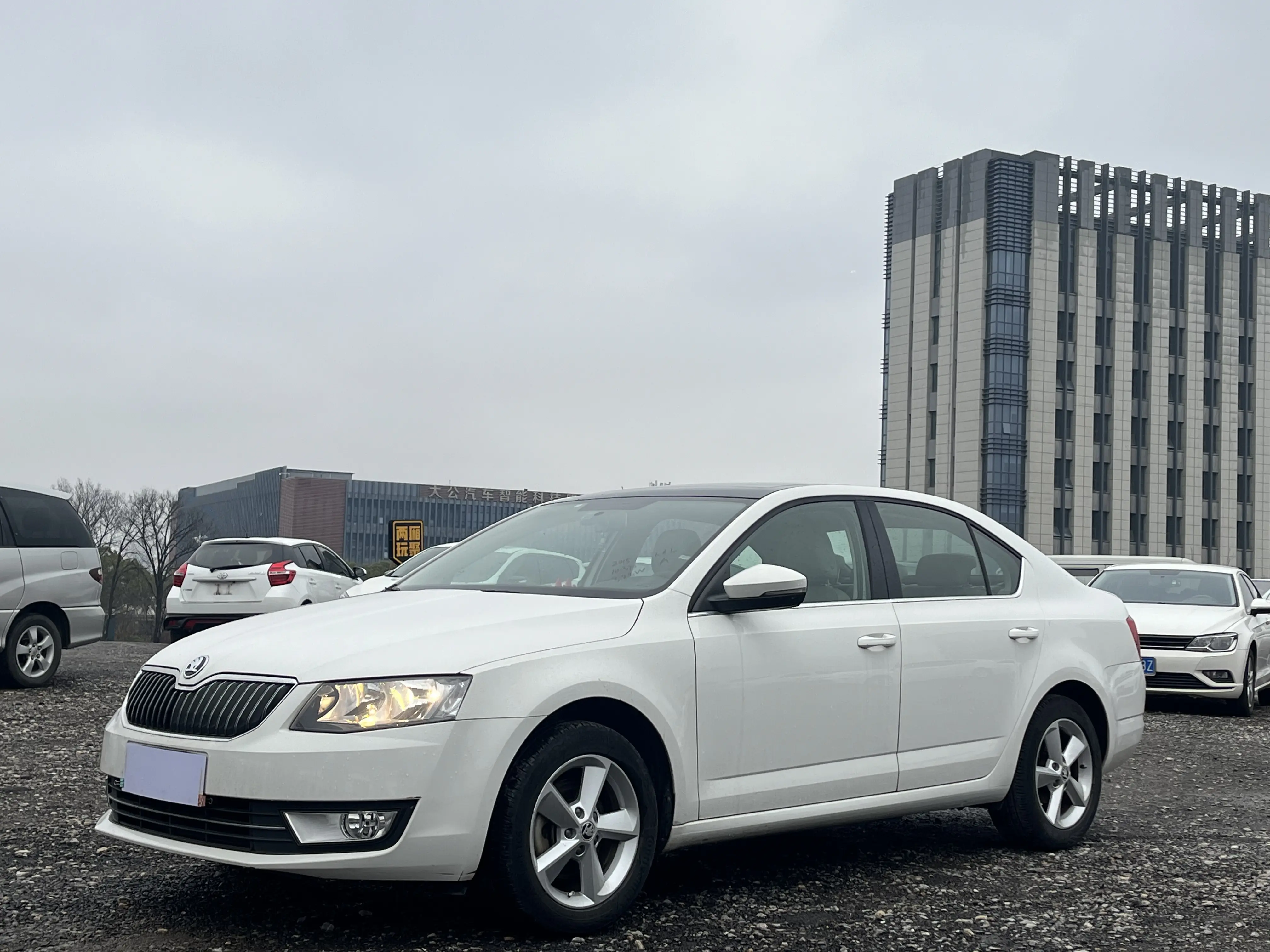 Skoda Octavia  из Китая