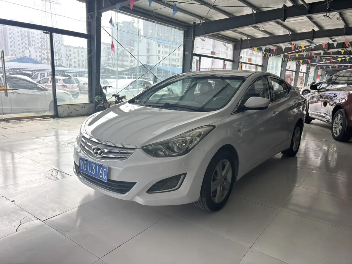 Hyundai Elantra