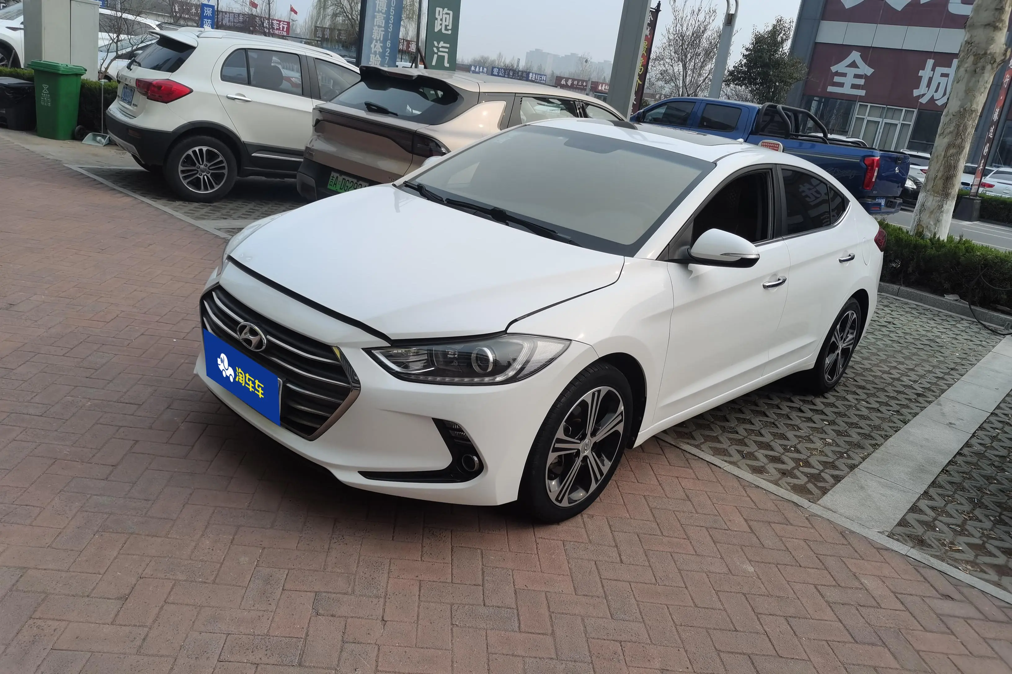 Hyundai Lead