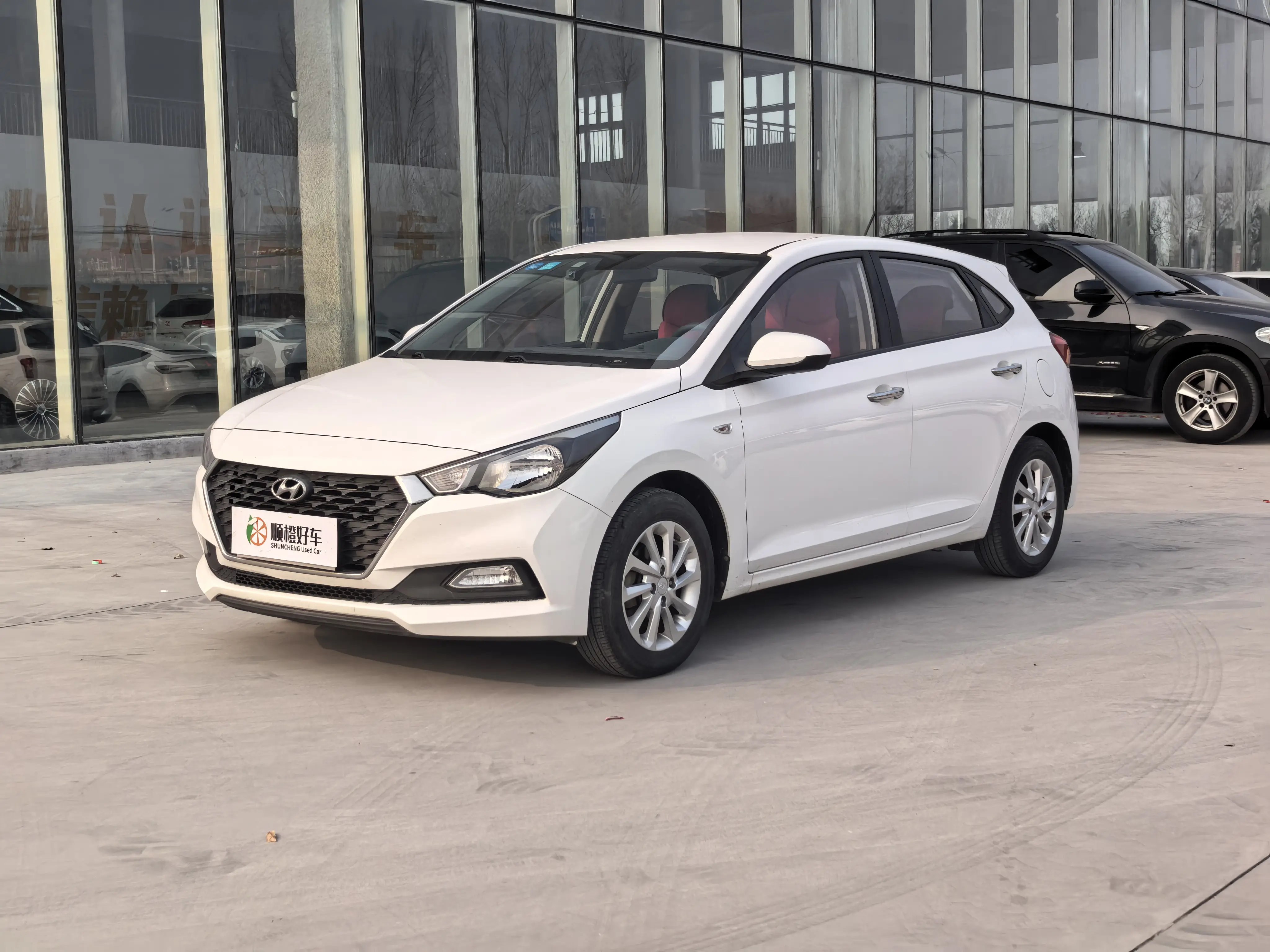 Hyundai Verna RV  из Китая