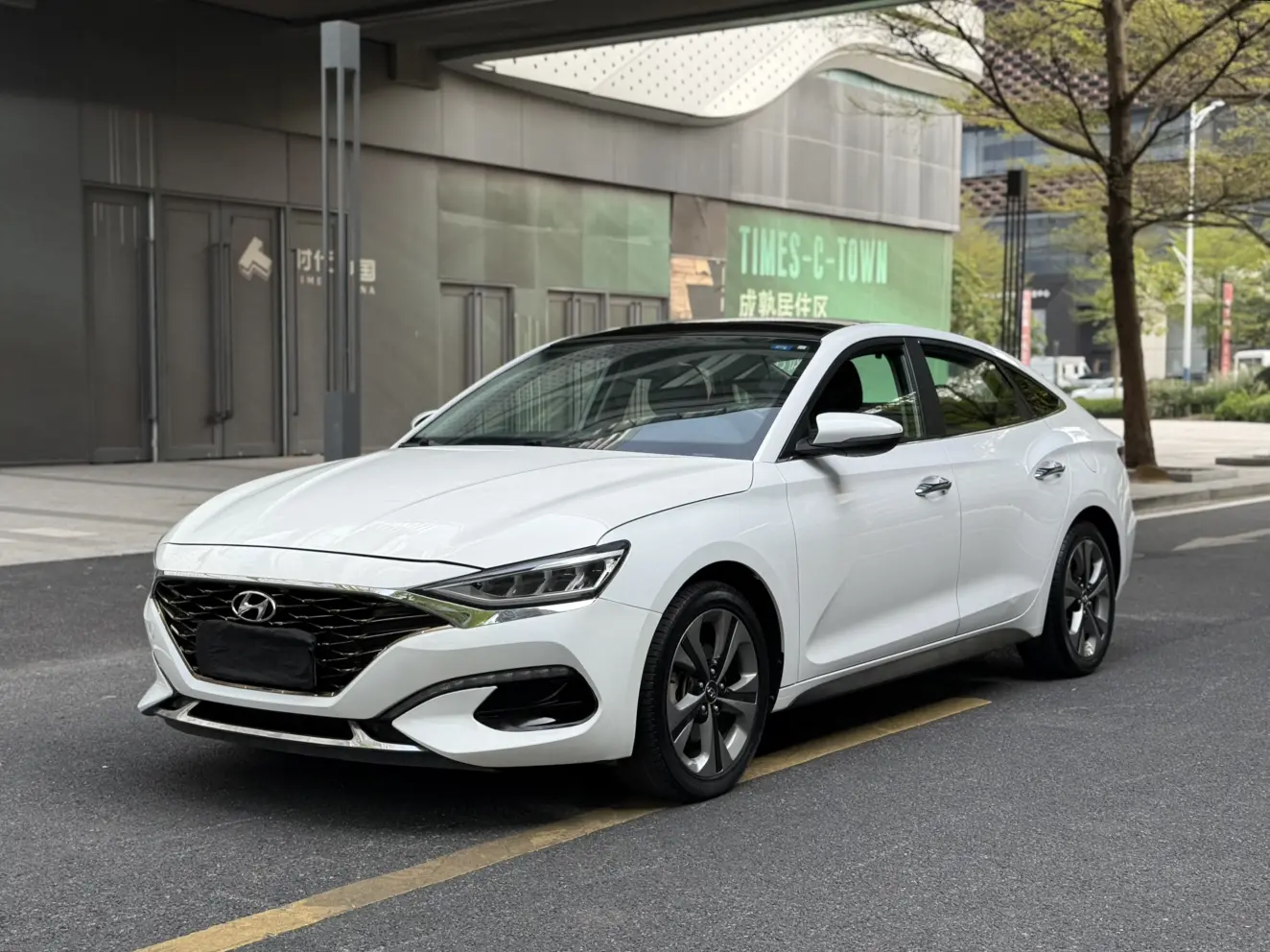 Hyundai Lafesta