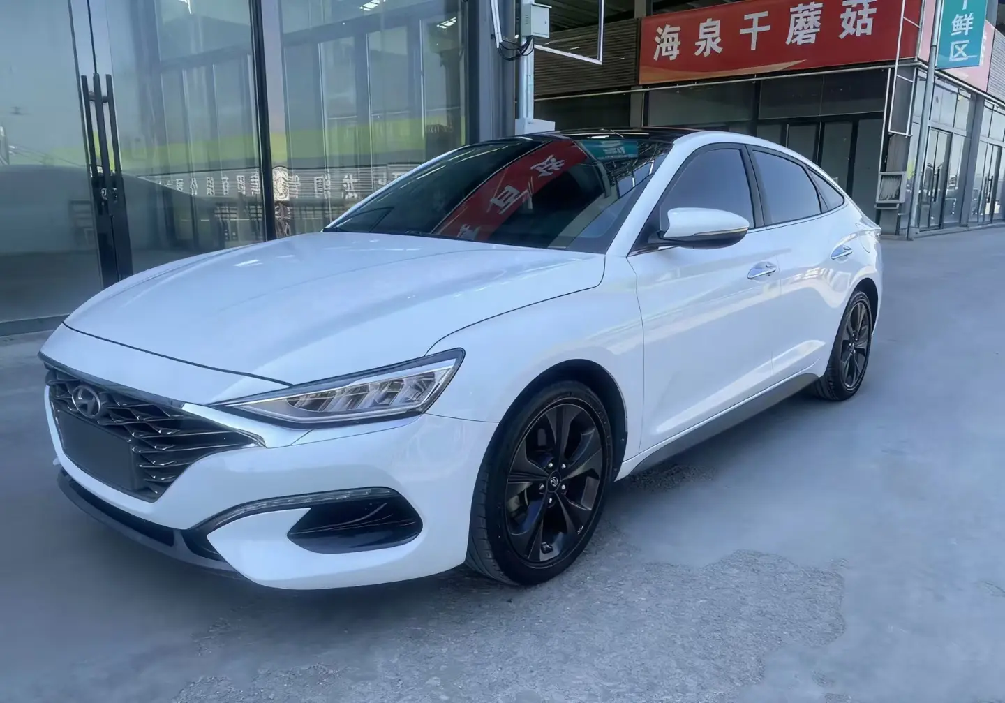 Hyundai Lafesta