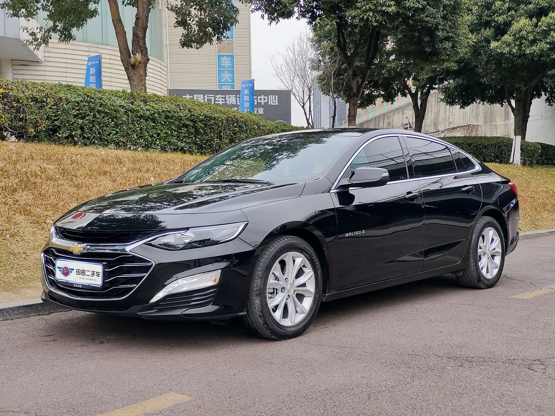 Chevrolet Malibu XL