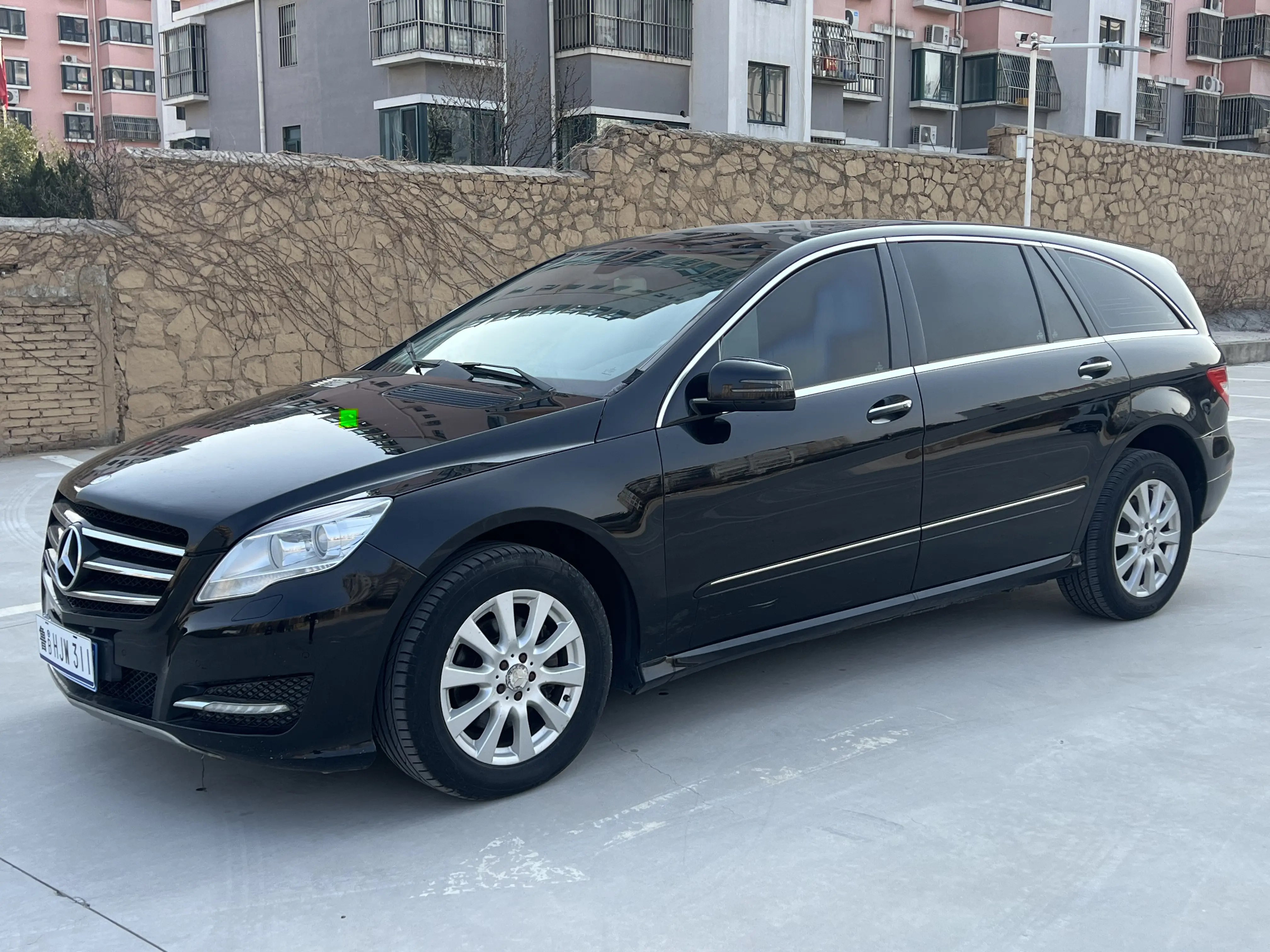 Mercedes-Benz R-Class