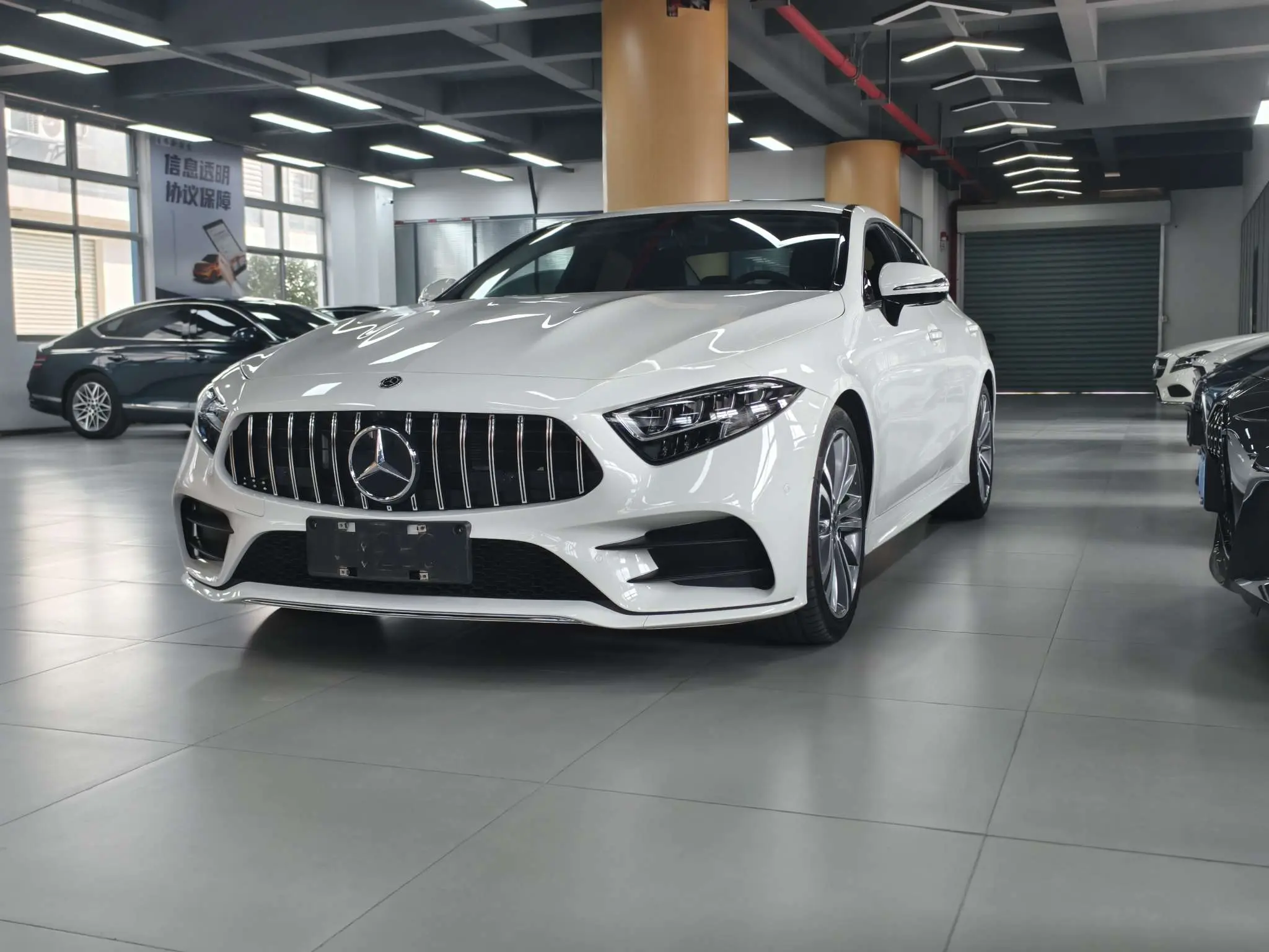 Mercedes-Benz Mercedes Benz CLS  из Китая