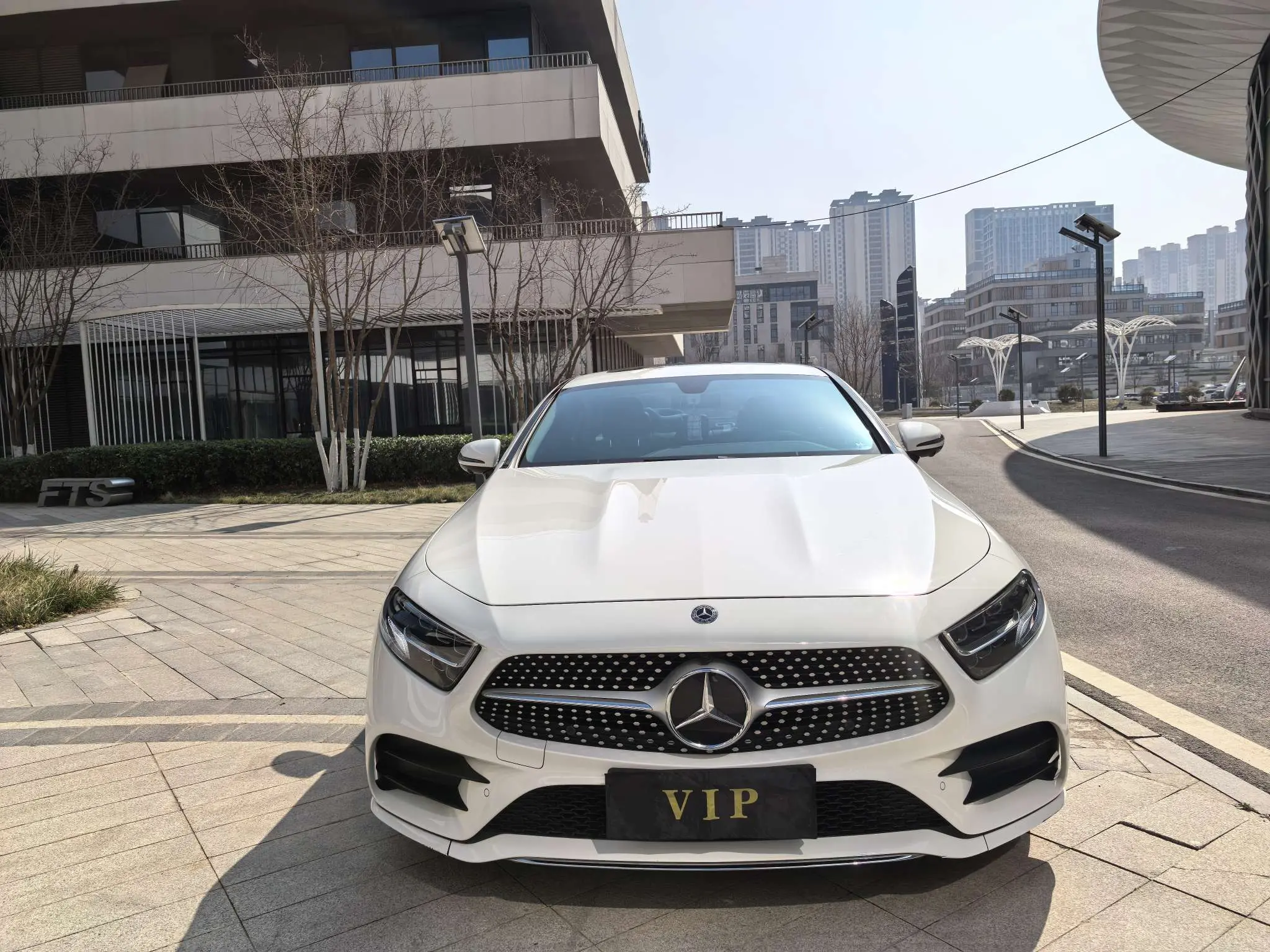 Mercedes-Benz Mercedes Benz CLS  из Китая