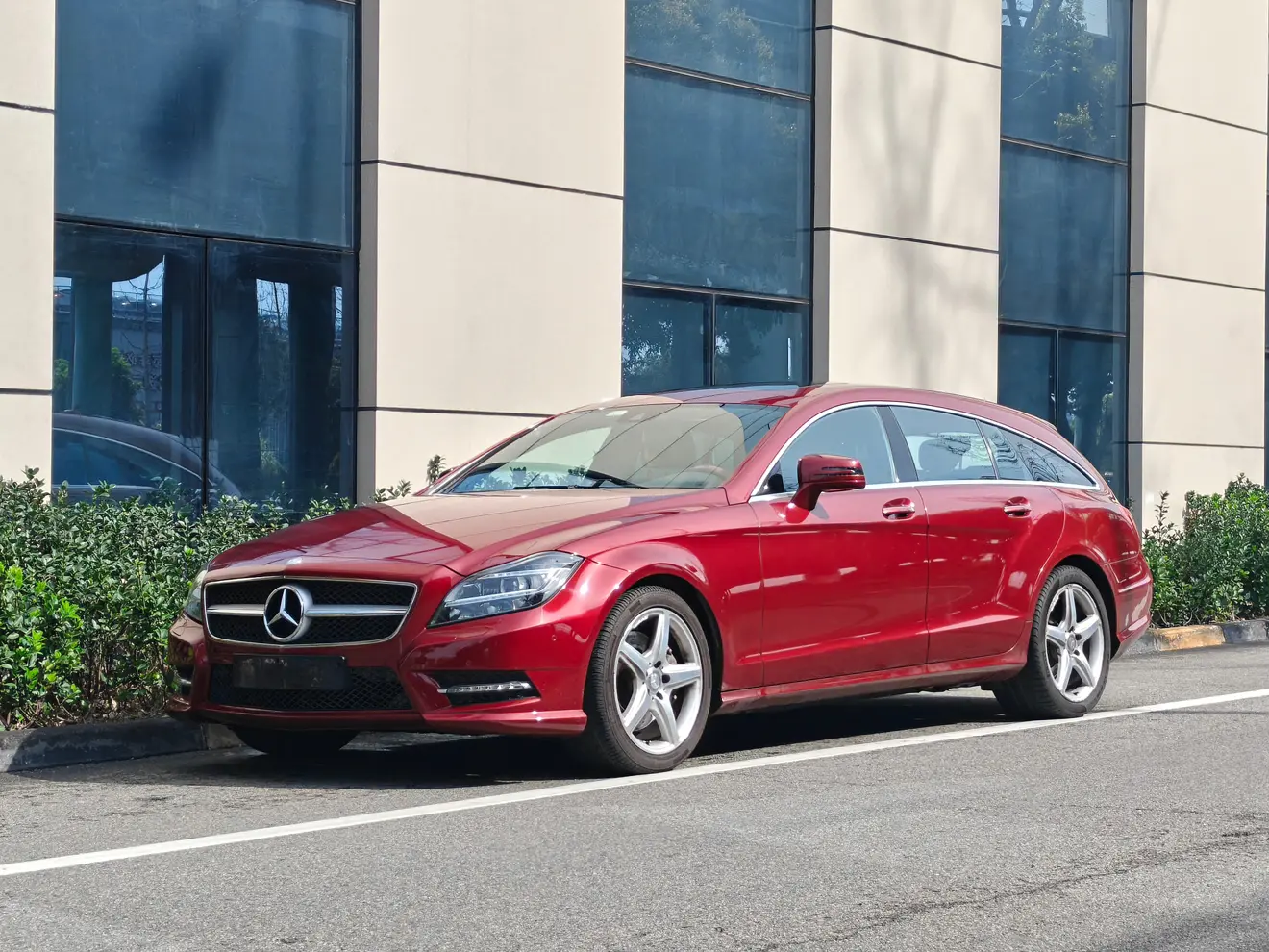 Mercedes-Benz Mercedes Benz CLS  из Китая