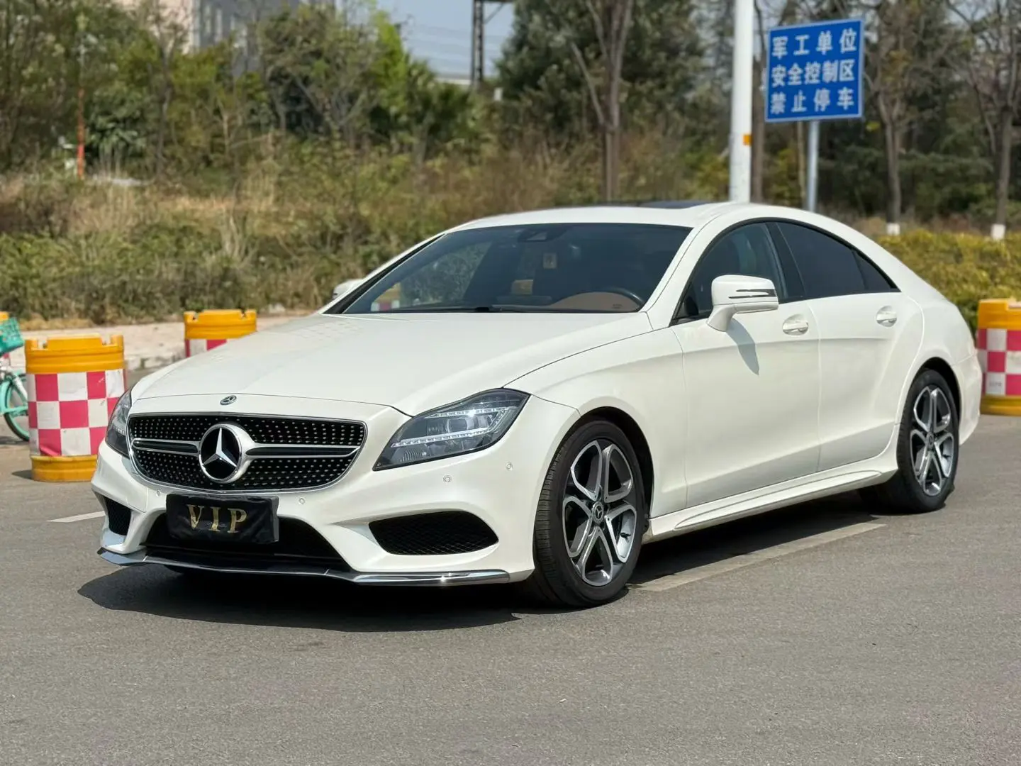 Mercedes-Benz Mercedes Benz CLS  из Китая