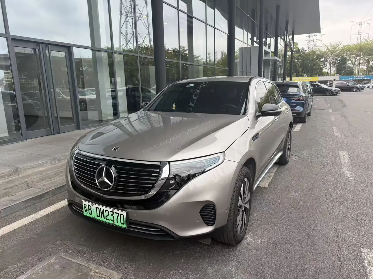 Mercedes-Benz EQC  из Китая