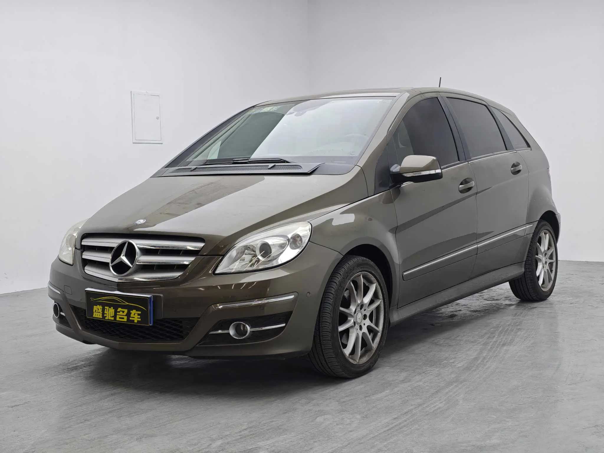 Mercedes-Benz Mercedes Benz B Class  из Китая