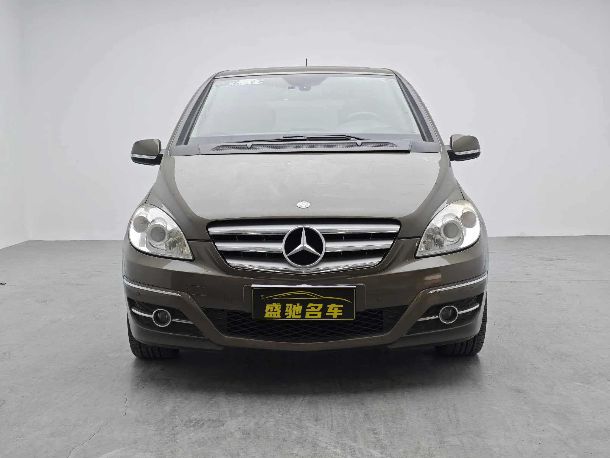 Mercedes-Benz Mercedes Benz B Class  из Китая