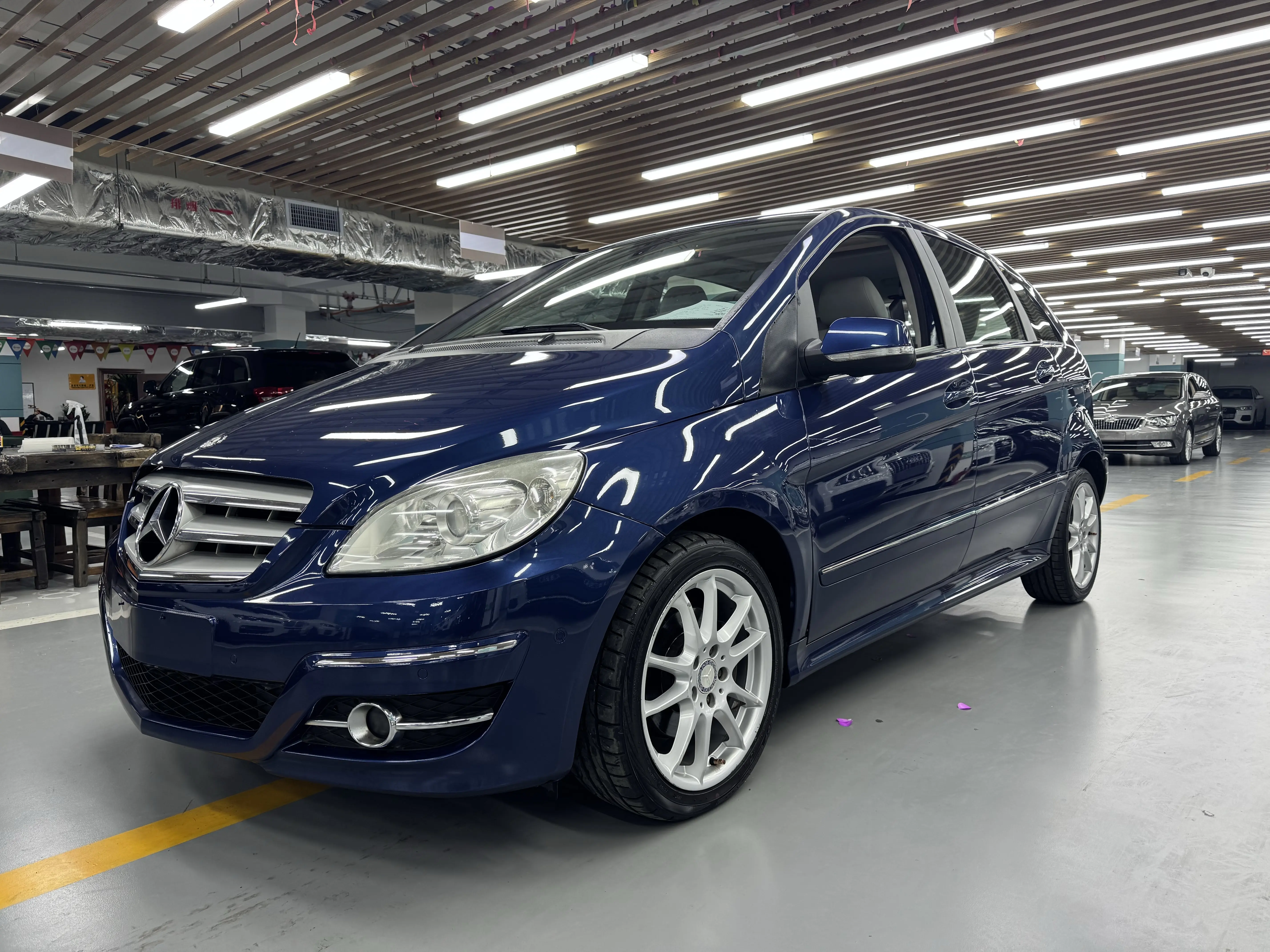 Mercedes-Benz Mercedes Benz B Class  из Китая