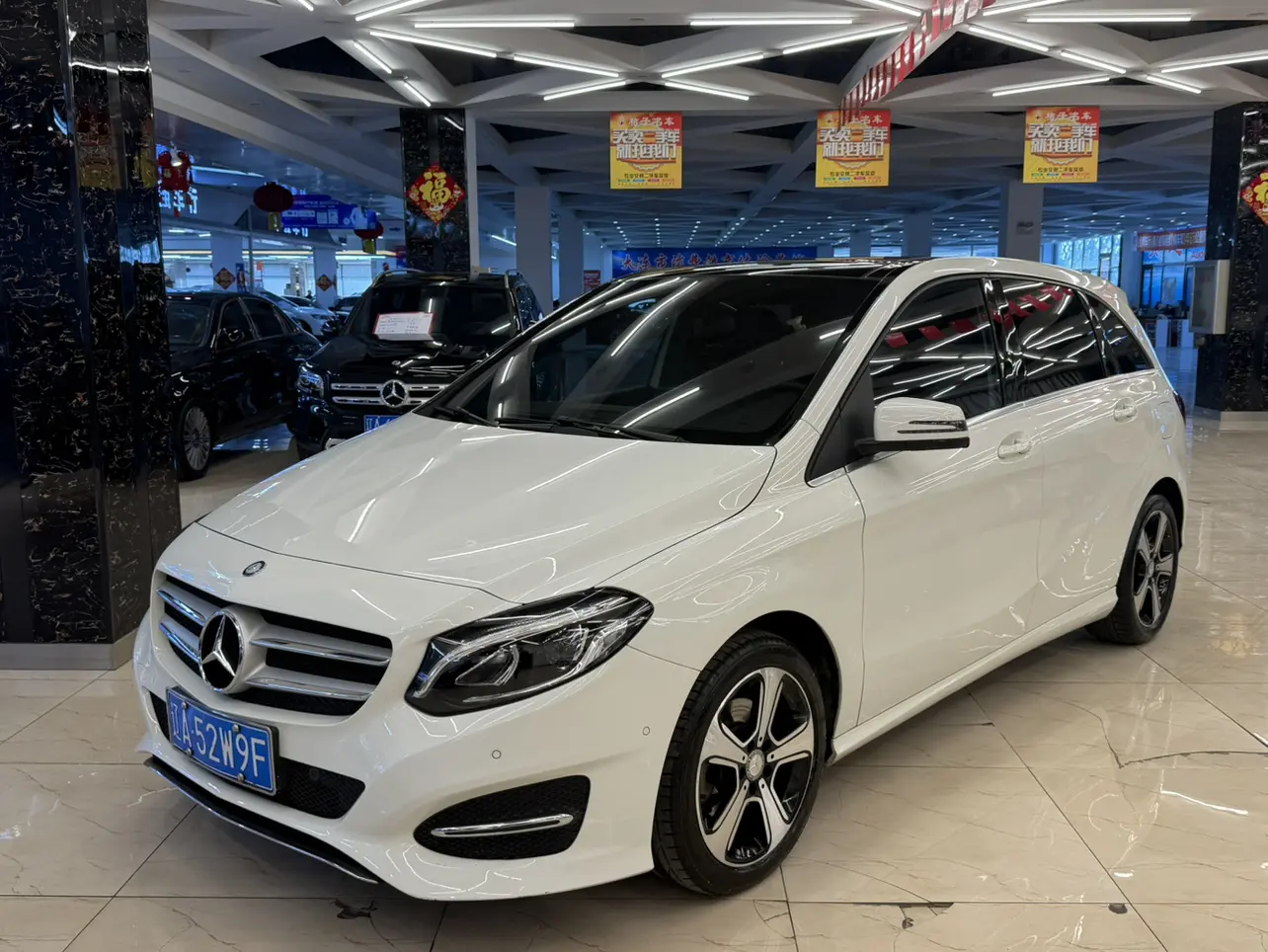 Mercedes-Benz Mercedes Benz B Class  из Китая
