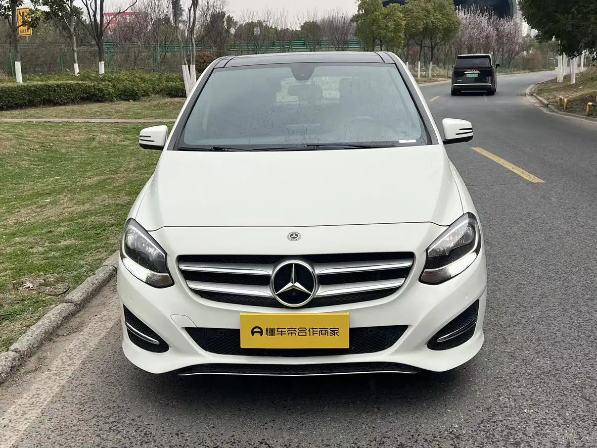 Mercedes-Benz Mercedes Benz B Class  из Китая