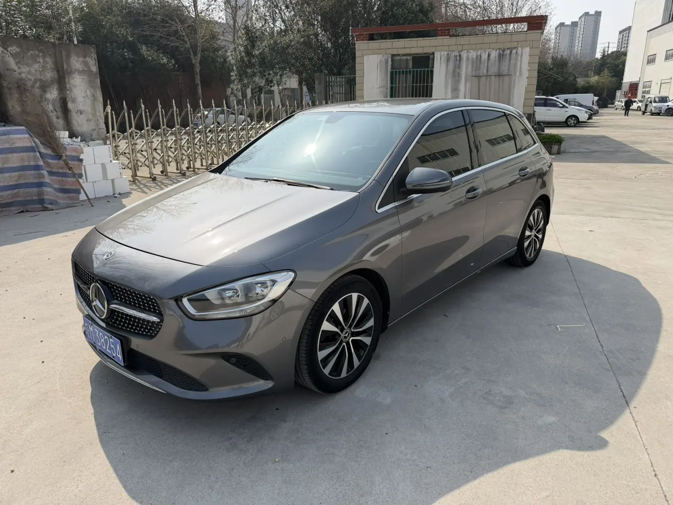 Mercedes-Benz Mercedes Benz B Class  из Китая