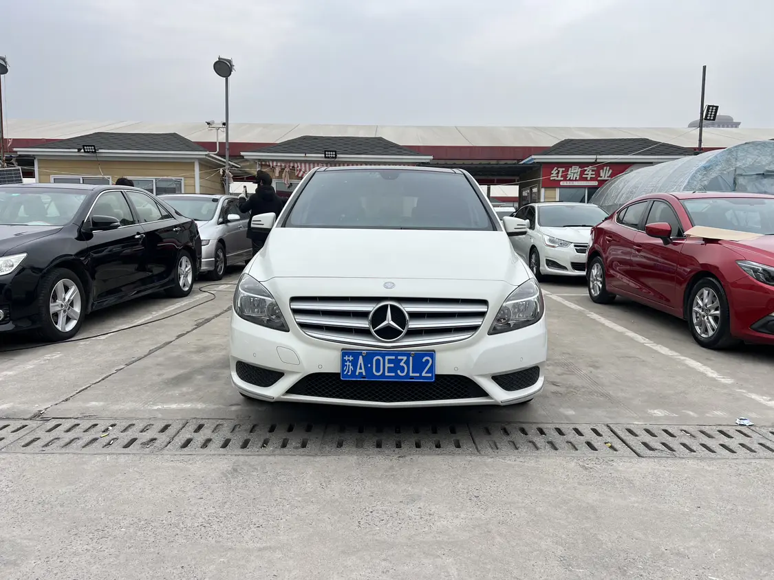Mercedes-Benz Mercedes Benz B Class  из Китая