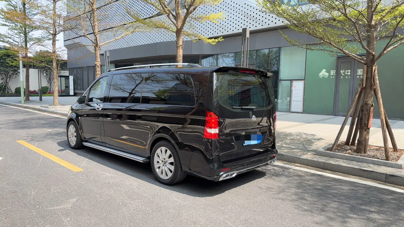 Mercedes-Benz Vito  из Китая