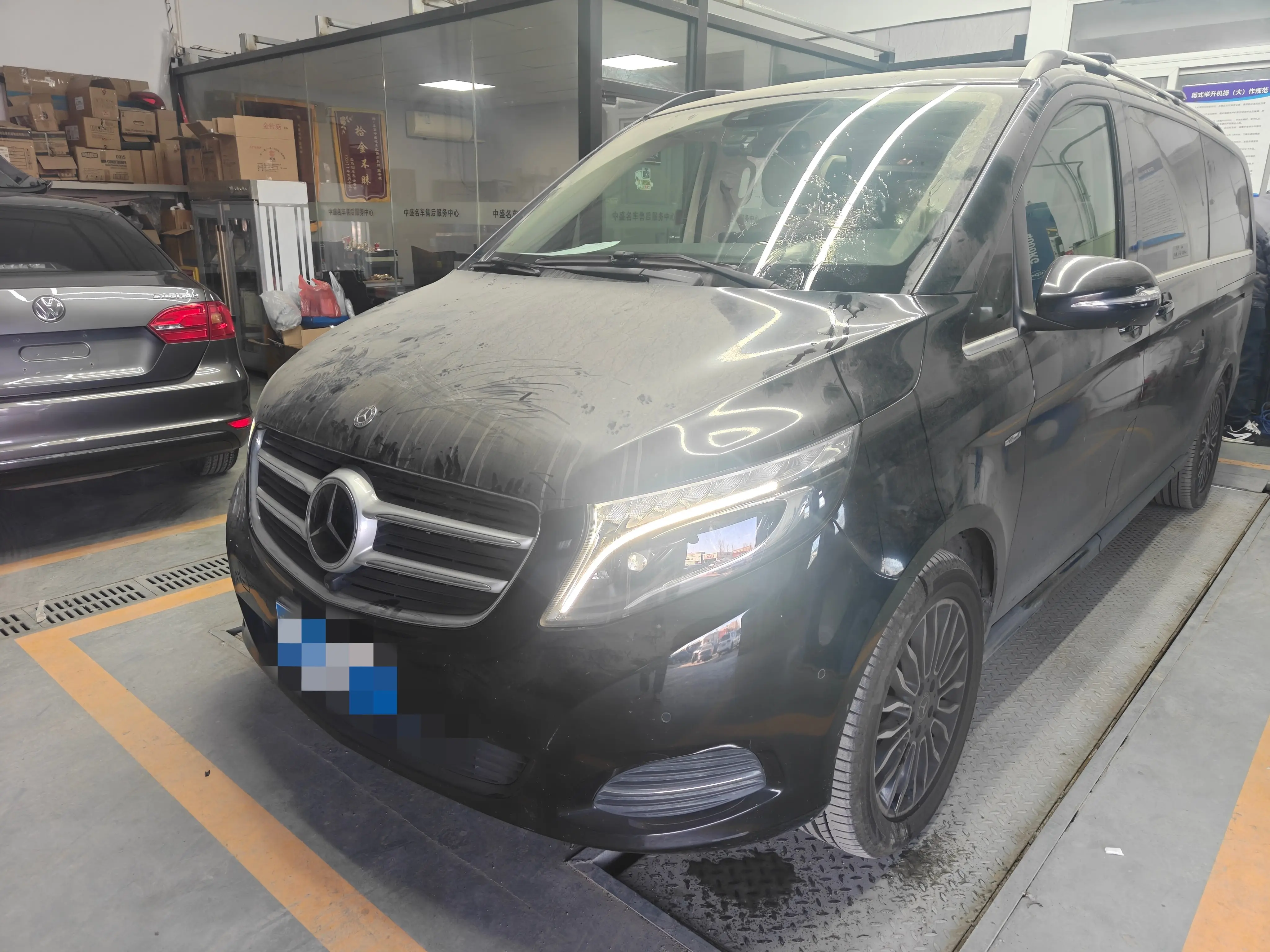 Mercedes-Benz Mercedes Benz V Class  из Китая