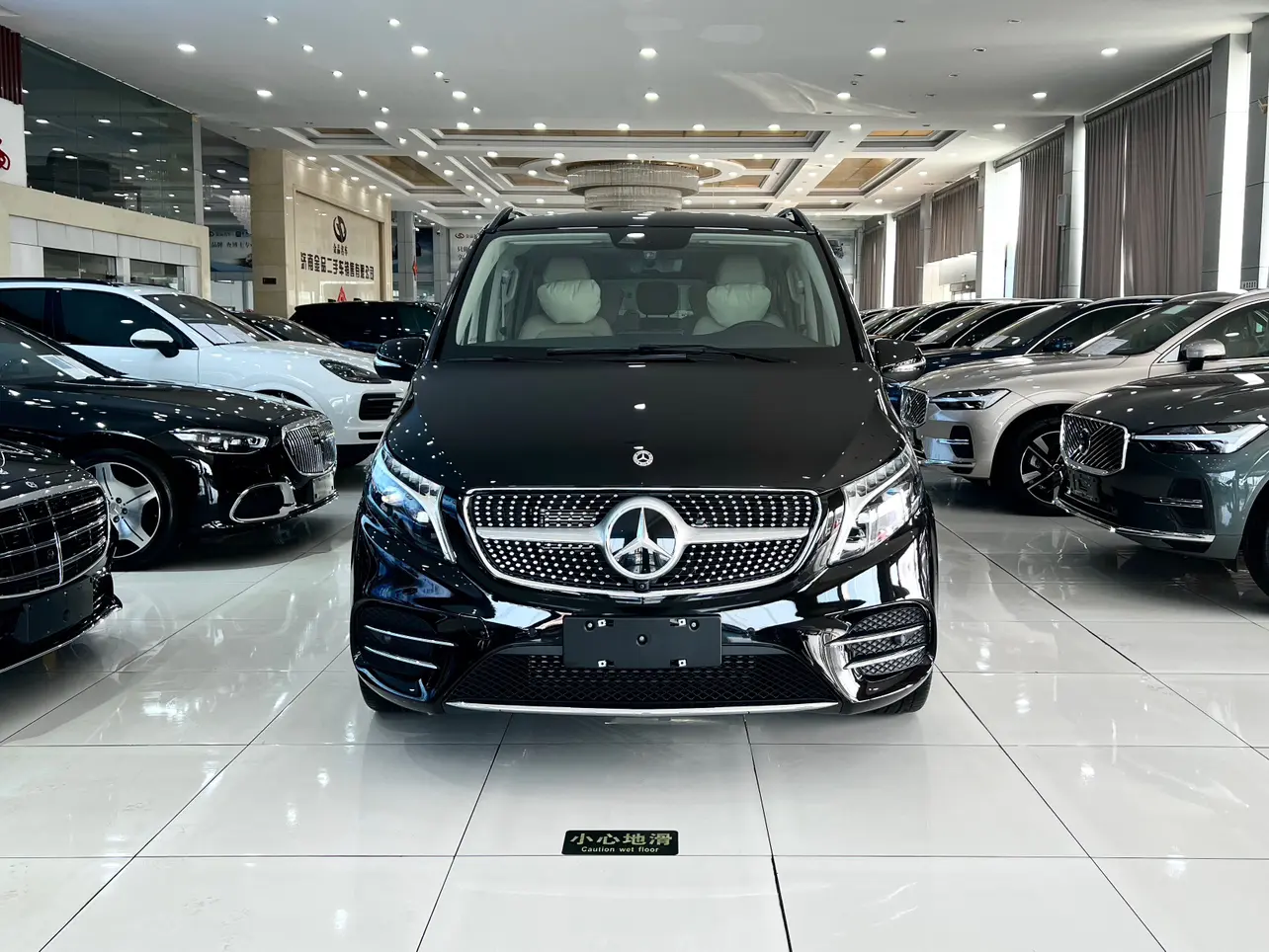 Mercedes-Benz Mercedes Benz V Class  из Китая