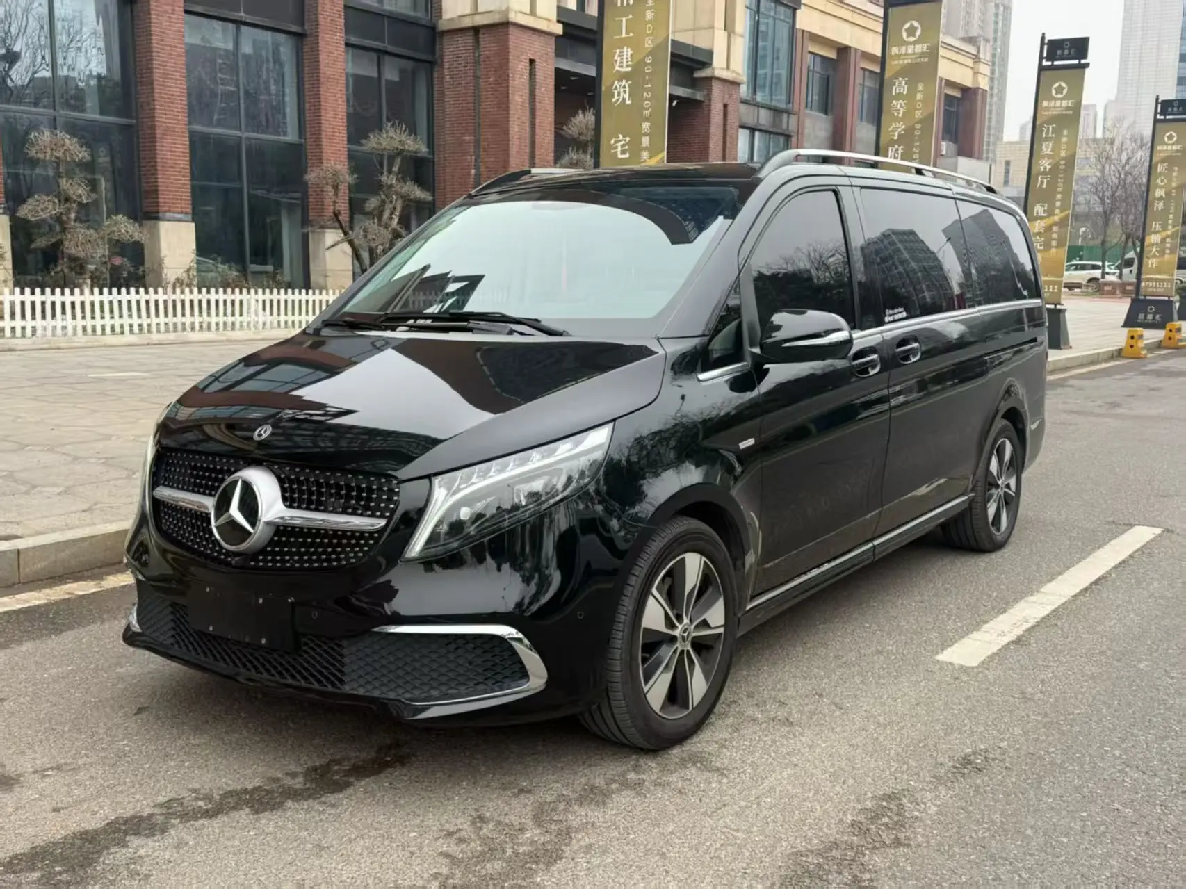 Mercedes-Benz Mercedes Benz V Class  из Китая