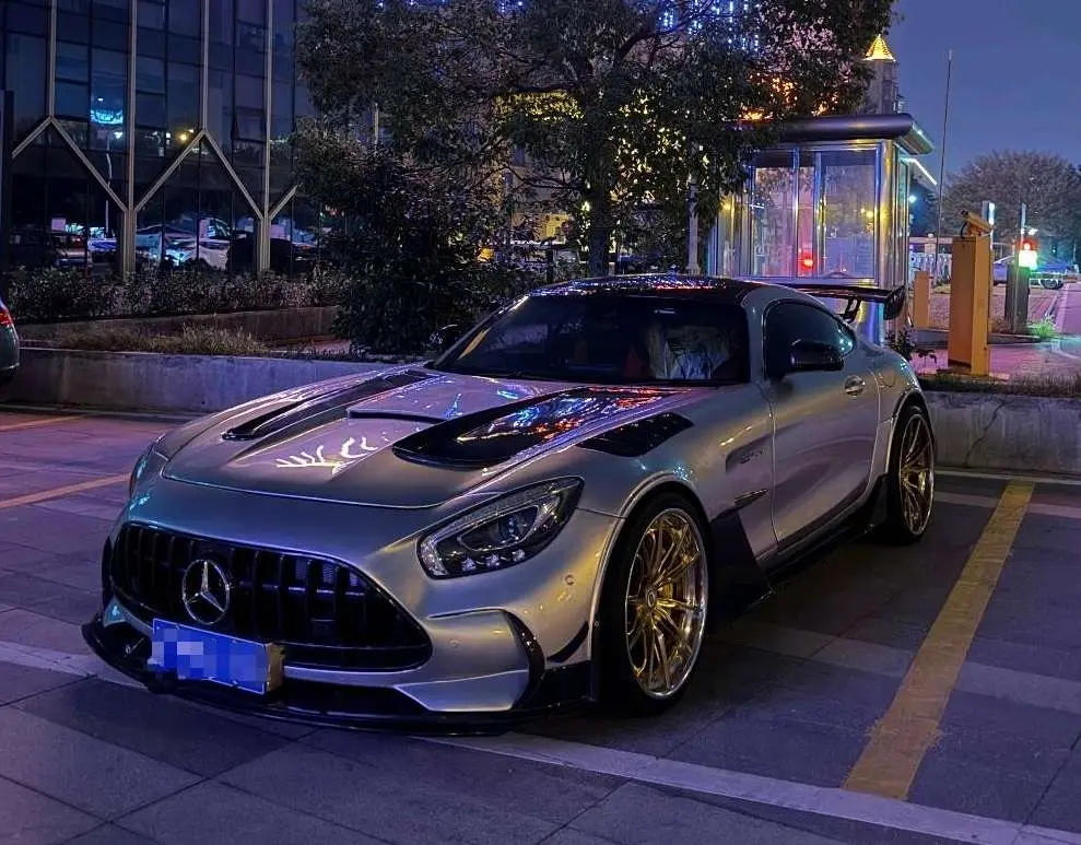 Mercedes-Benz AMG GT