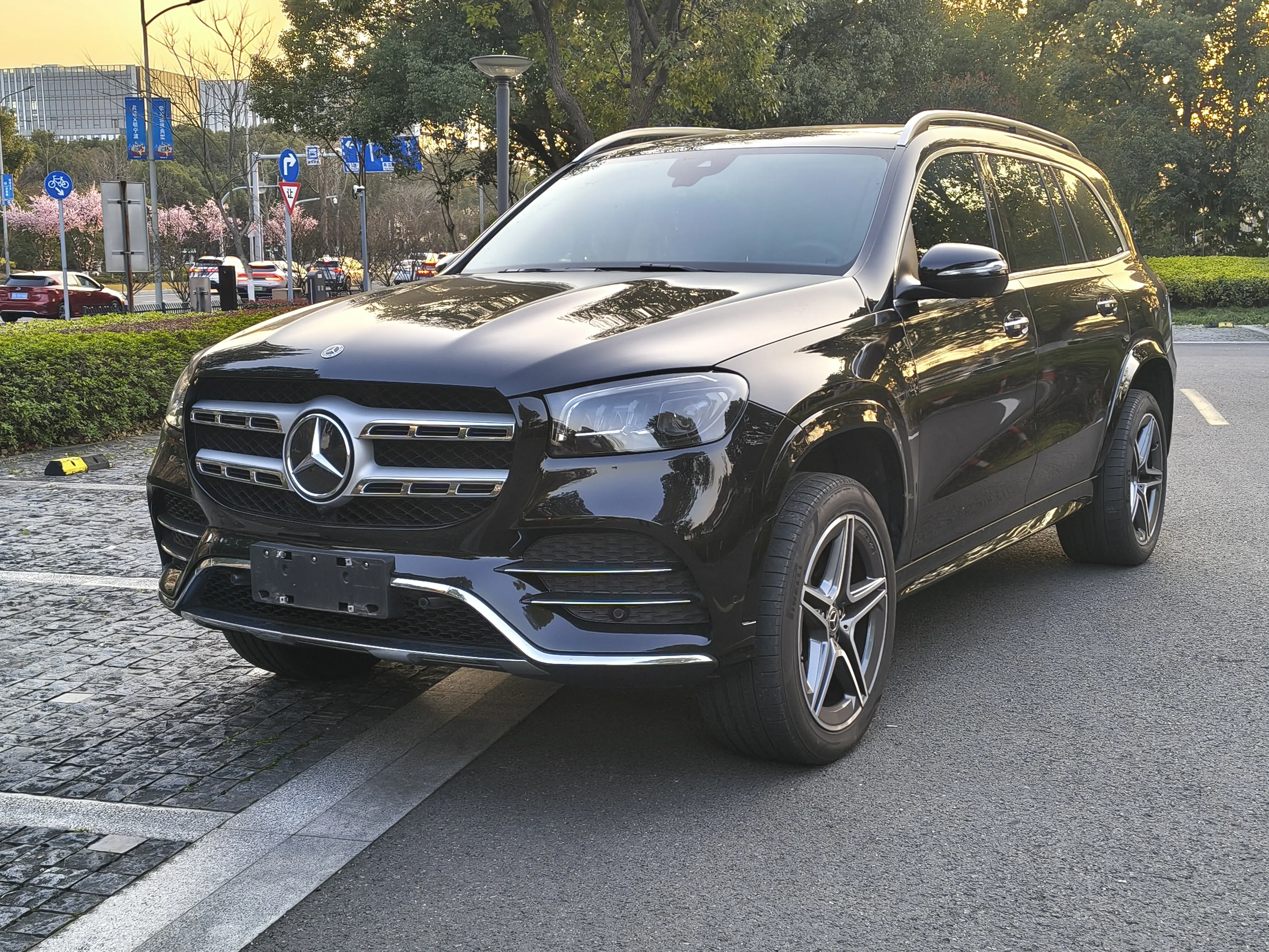 Mercedes-Benz Mercedes Benz GLS