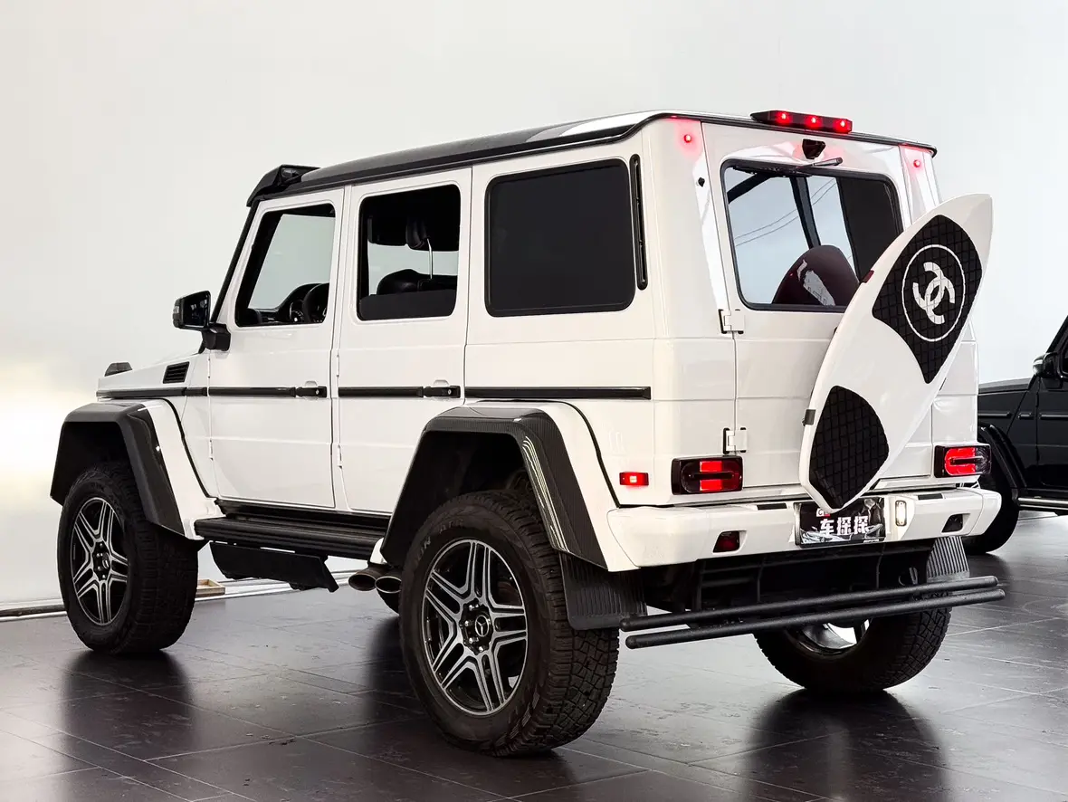 Mercedes-Benz G Class