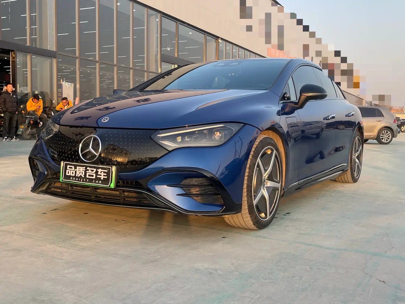 Mercedes-Benz EQE  из Китая