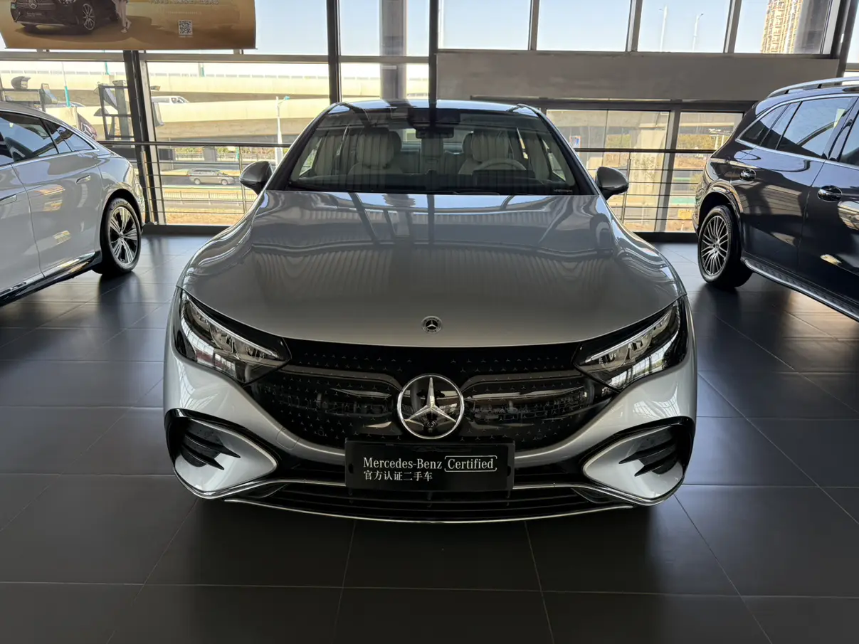 Mercedes-Benz EQE  из Китая