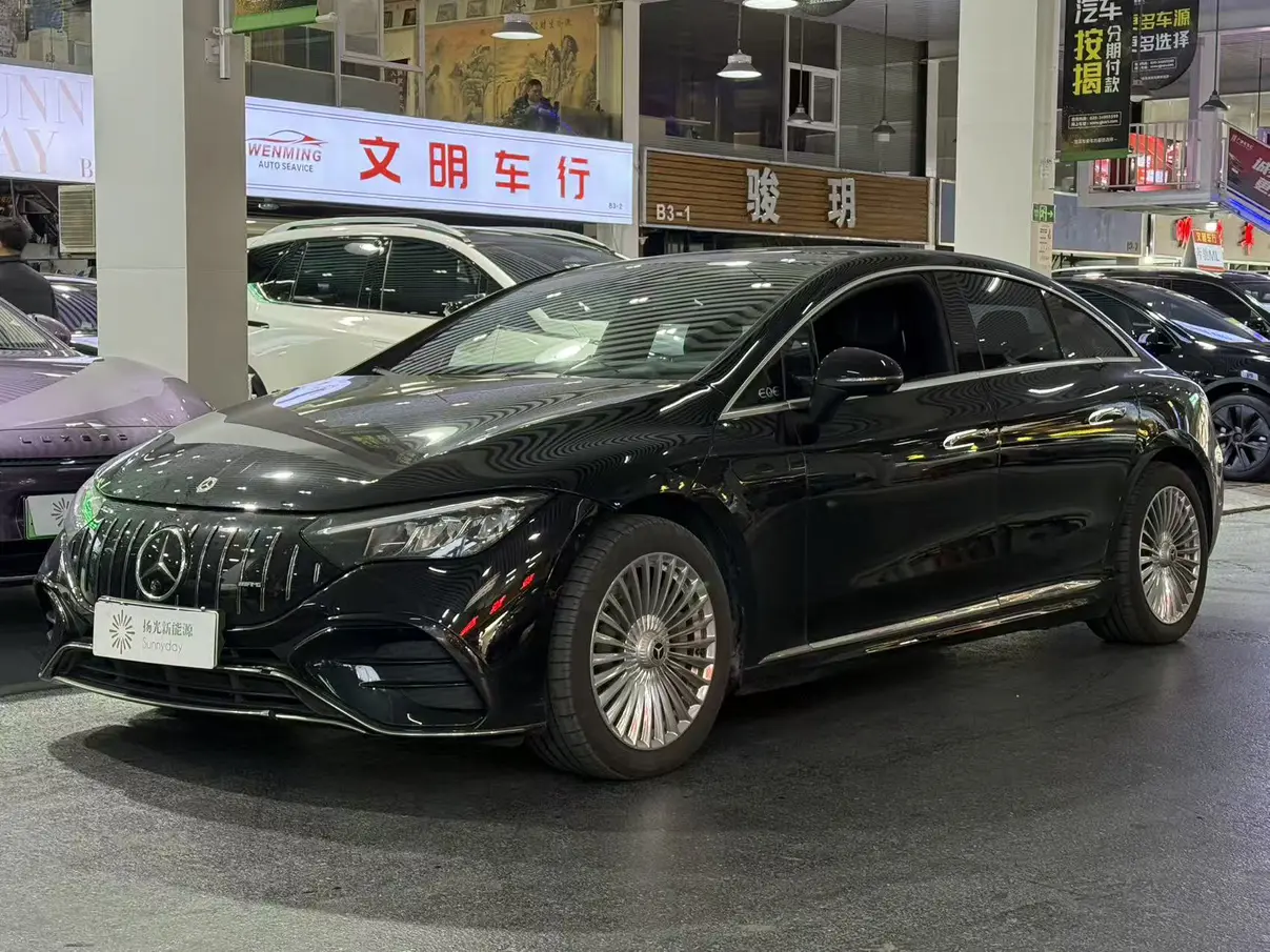 Mercedes-Benz EQE  из Китая