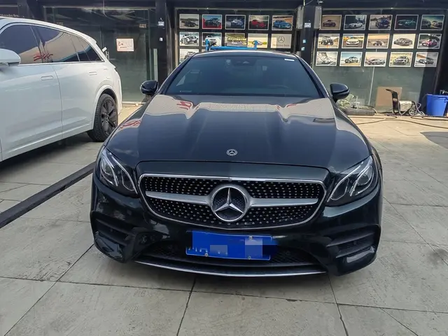 Mercedes-Benz E-Class  из Китая