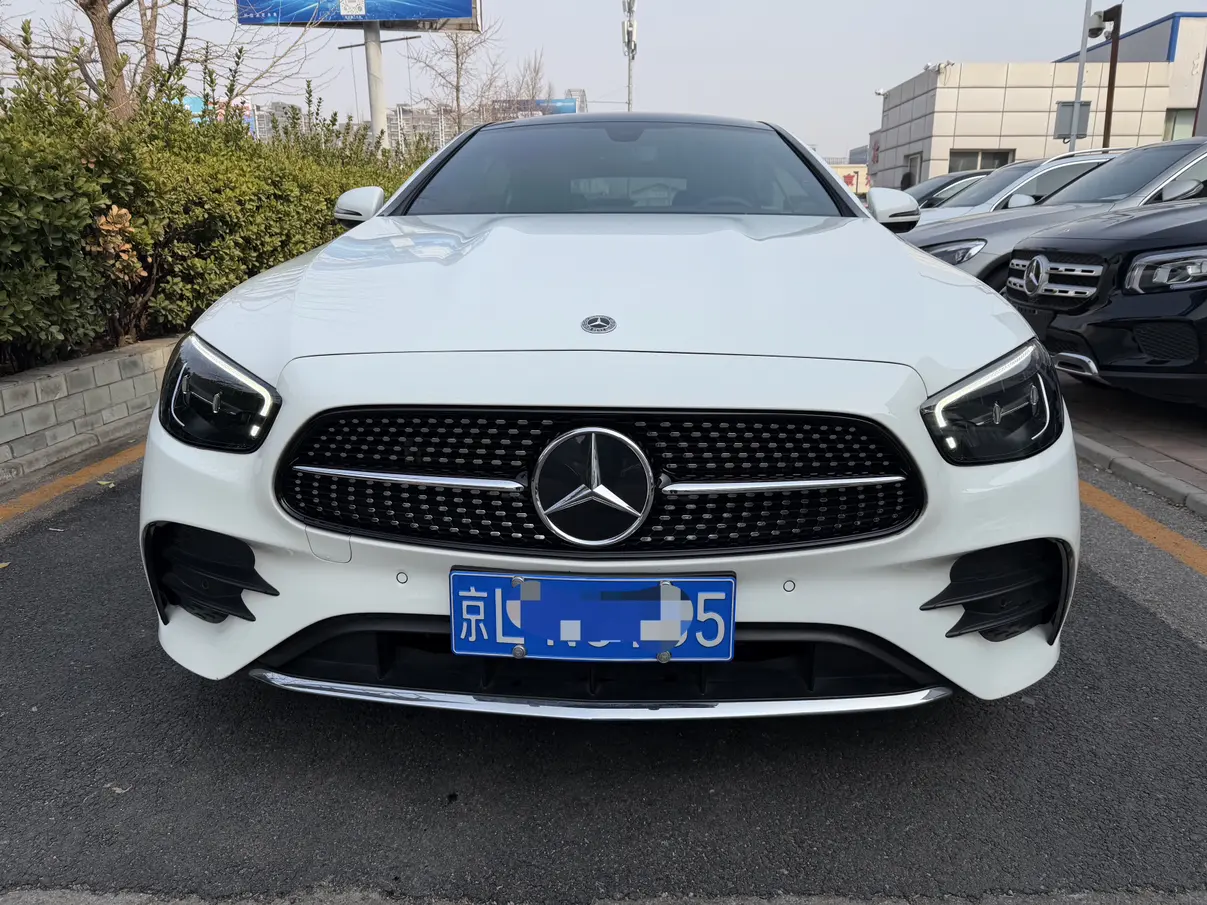 Mercedes-Benz E-Class  из Китая