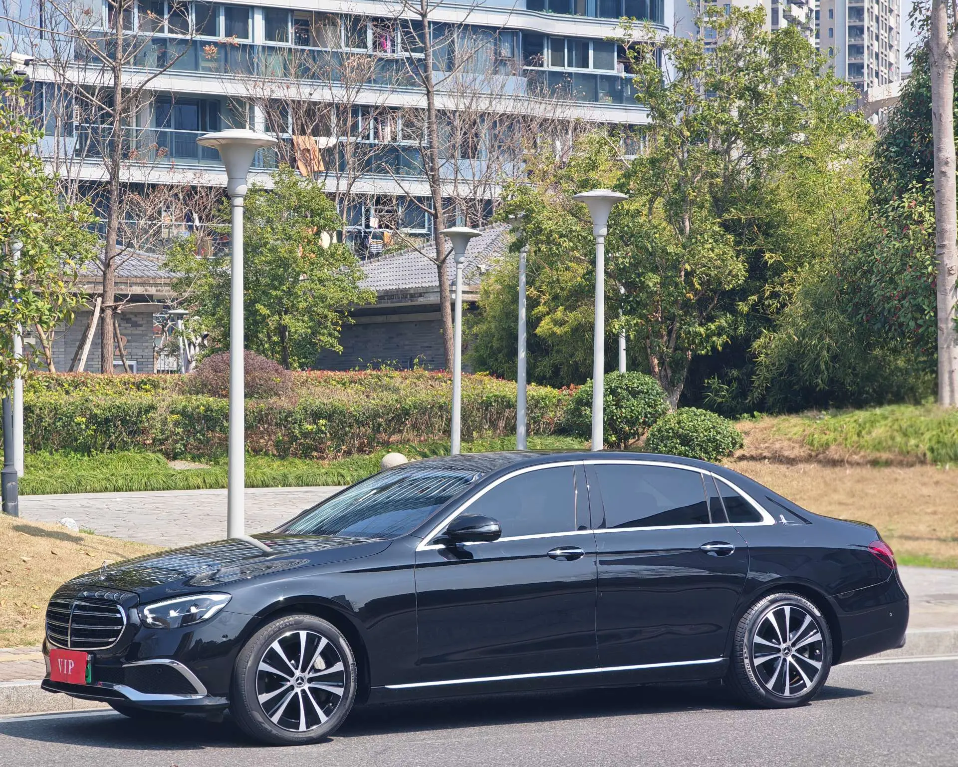 Mercedes-Benz E-Class PHEV  из Китая