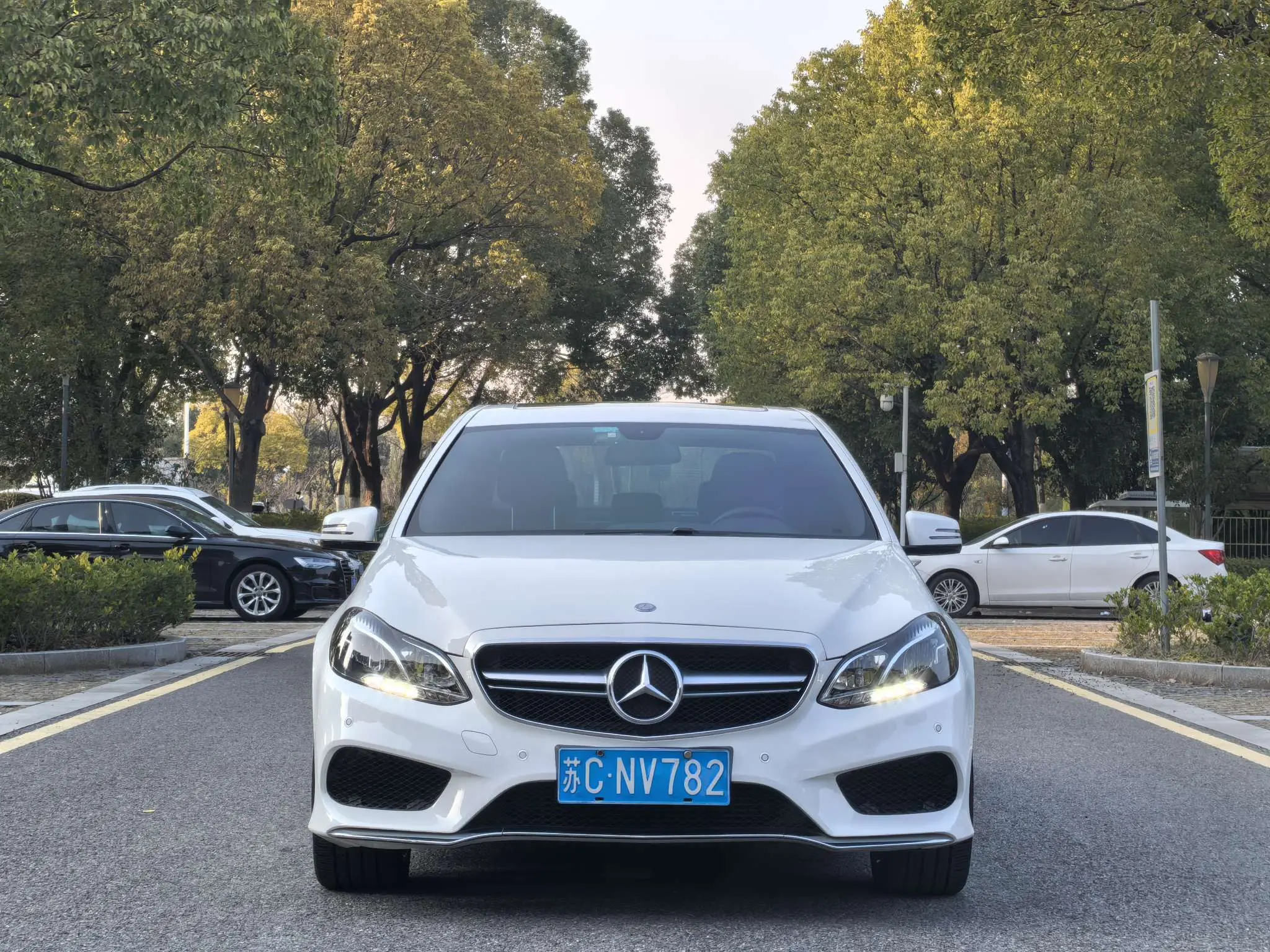 Mercedes-Benz E-Class  из Китая